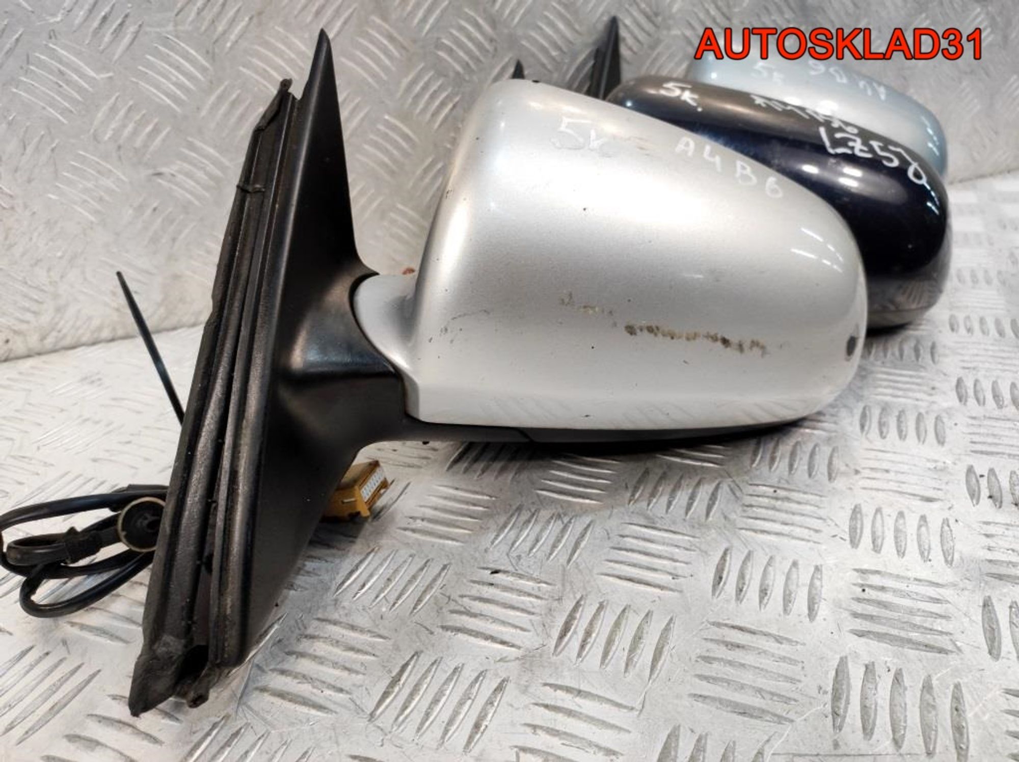 Зеркало левое 5 контактов Audi A4 B6 8E1858531AA, 2700 рублей, Дубовое