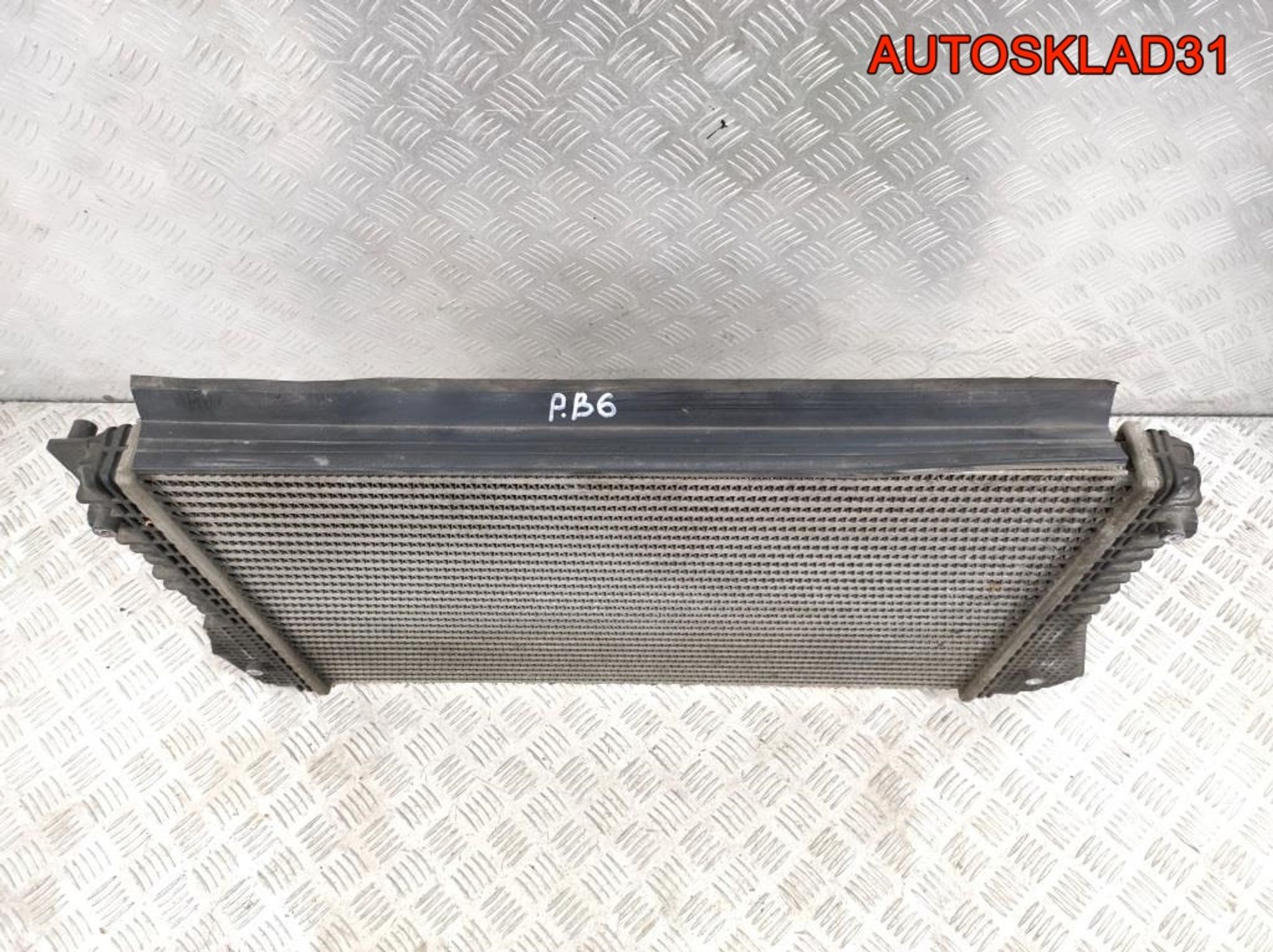 Интеркулер VW Passat B6 2,0 Дизель 3C0145805AD, 4000 рублей, Дубовое