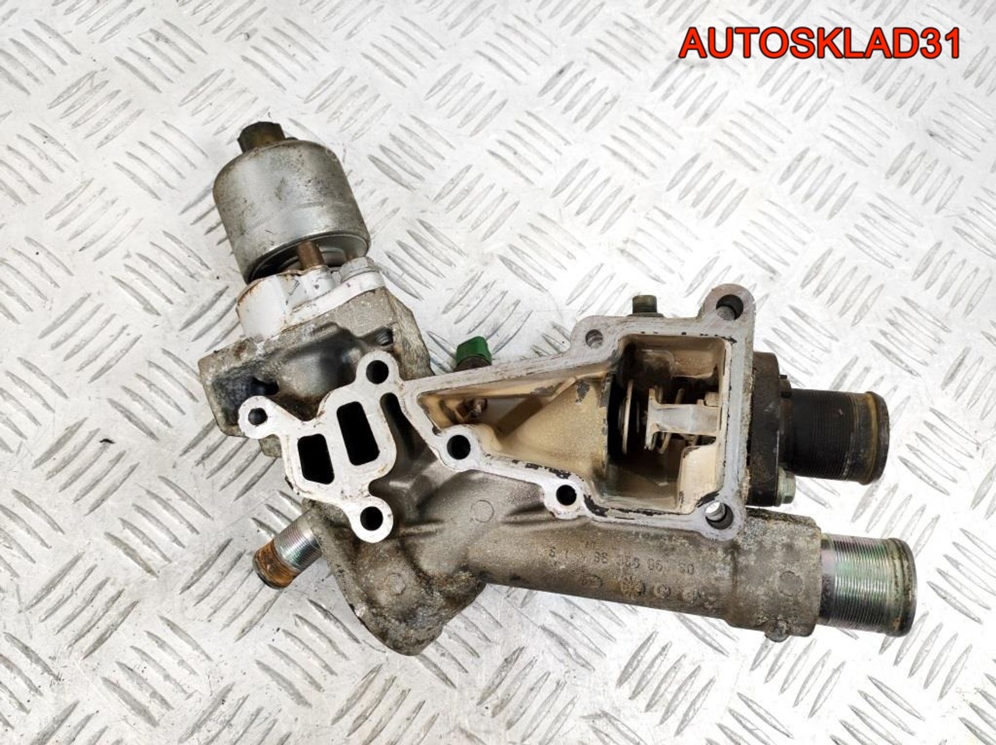 Корпус термостата Citroen C5 1,8 EW6/7 9635696080, 1400 рублей, Дубовое