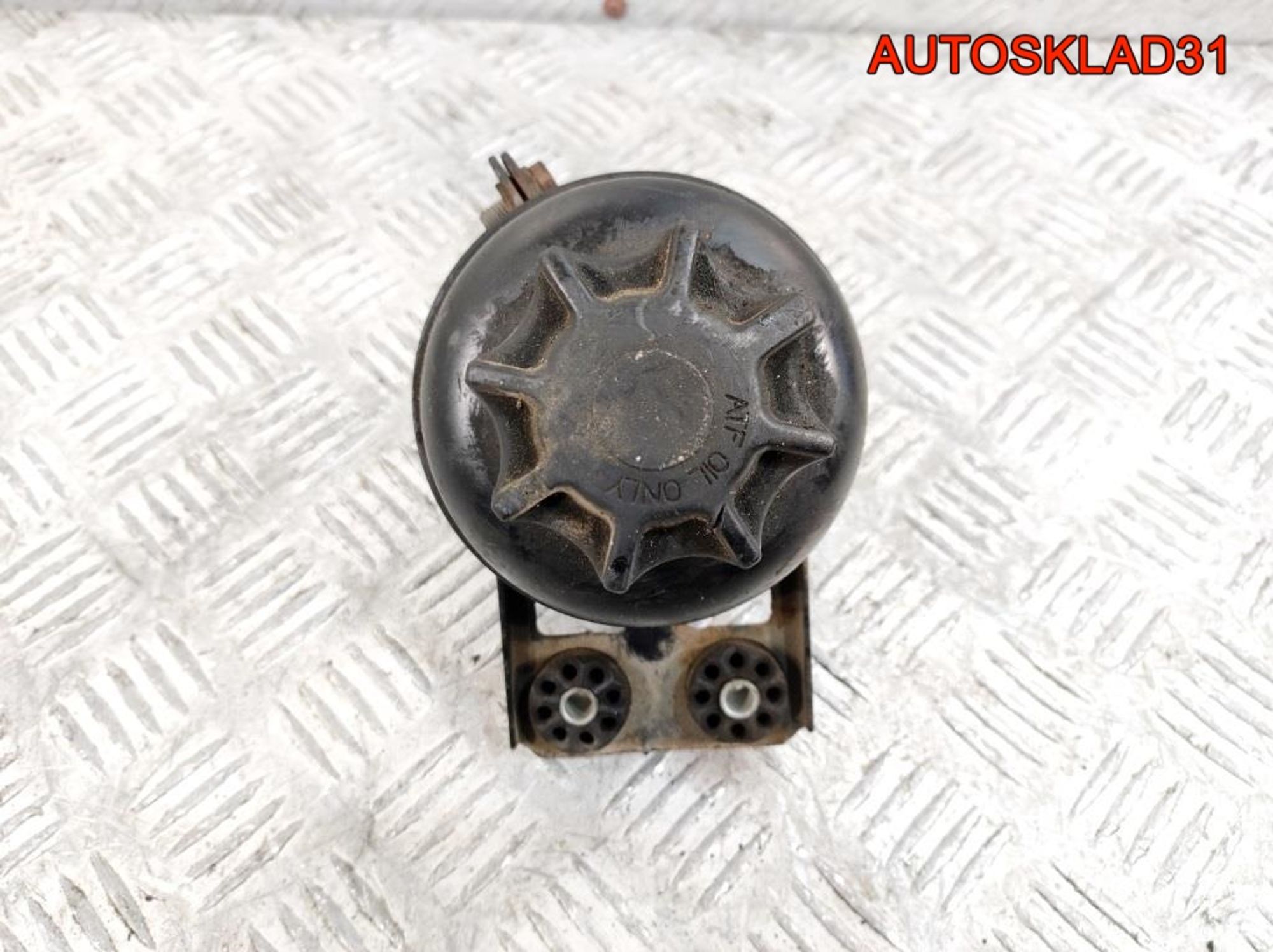 Бачок гидроусилителя BMW  E90 2.0 N47D20A 32411097164, 600 рублей, Дубовое