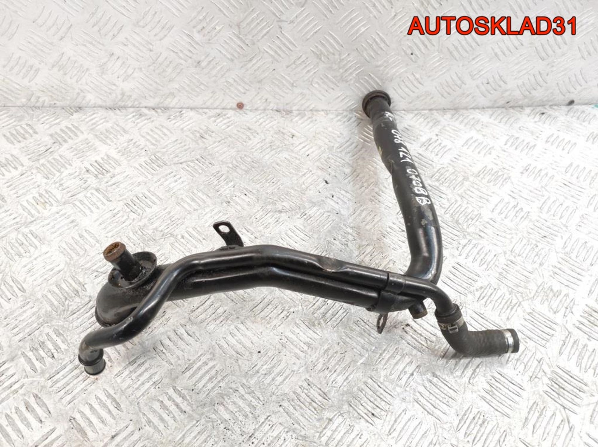 Трубка охлаждающей жидкости Audi A6 C5 2,4 ALF 078121070BB, 1000 рублей, Дубовое