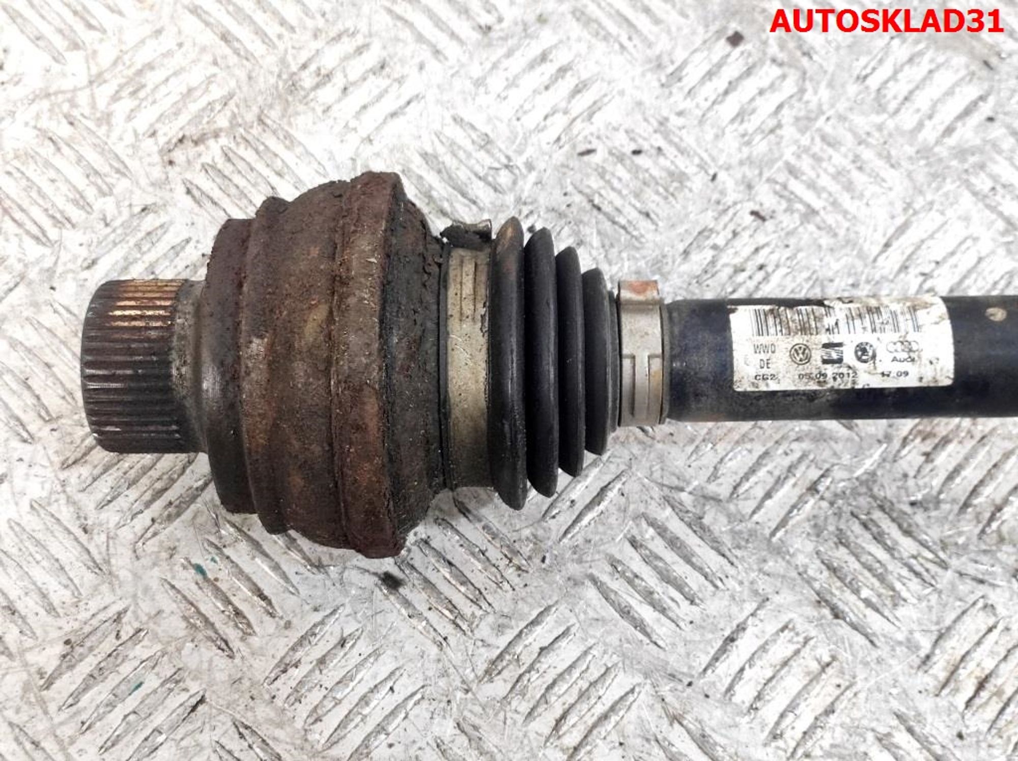 Полуось задняя Audi A6 C7 4G 3,0 CDU АКПП Дизель 8R0501203C, 3500 рублей, Дубовое