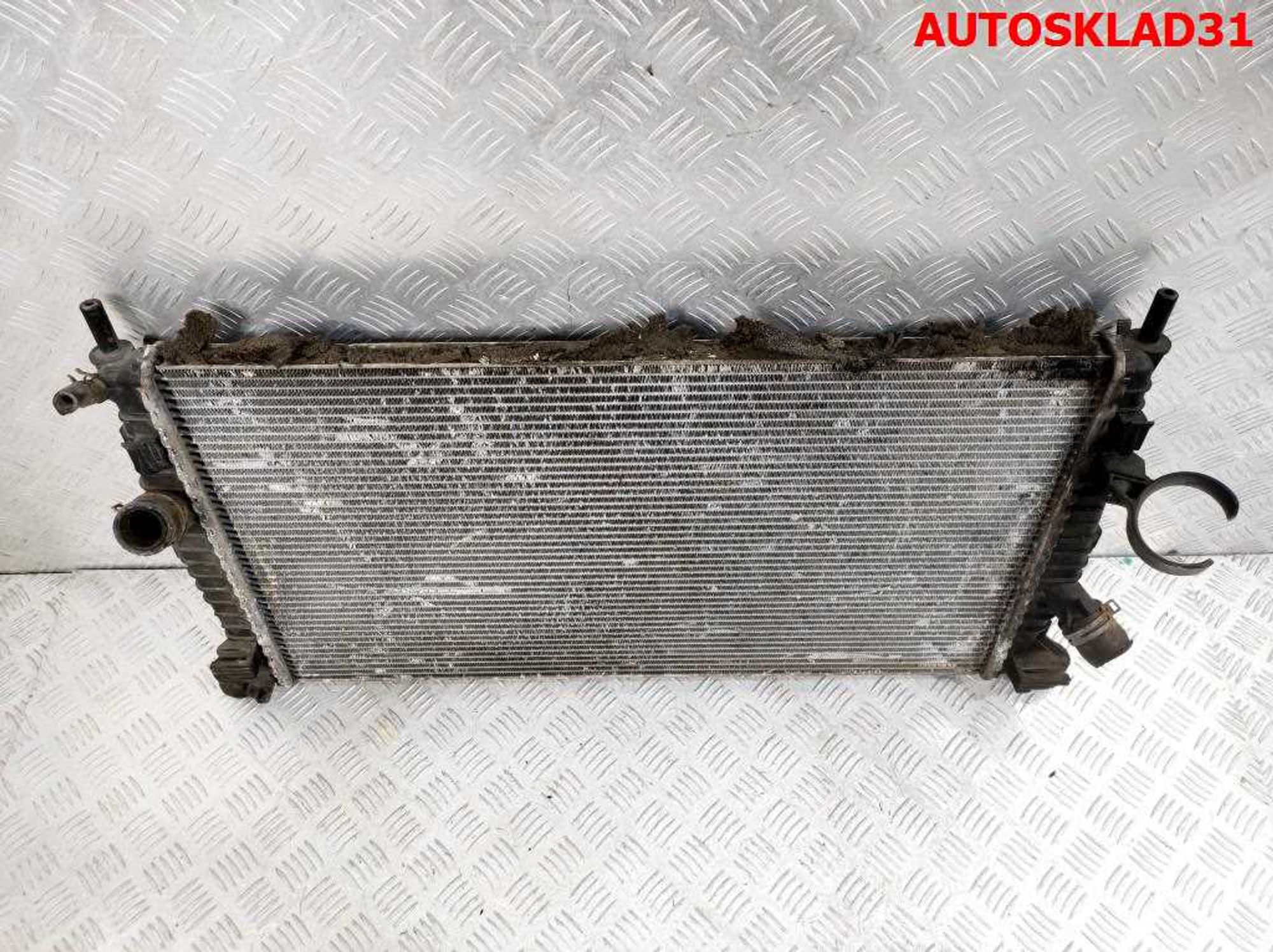 Радиатор основной Ford Focus 2 1,8 Бензин 3M5H8005TL, 2000 рублей, Дубовое