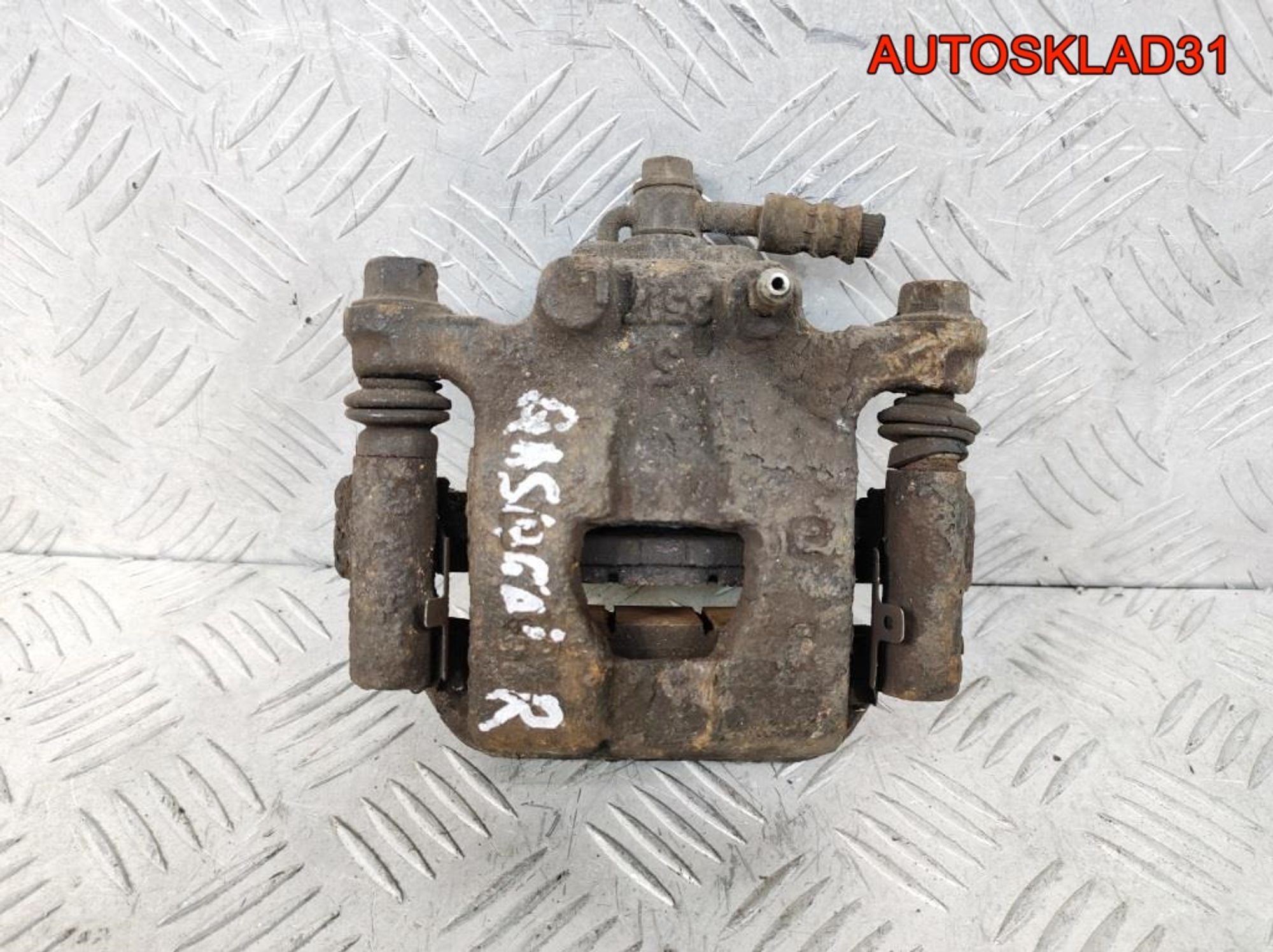 Суппорт тормозной задний правый Nissan Qashqai J10, 3200 рублей, Дубовое