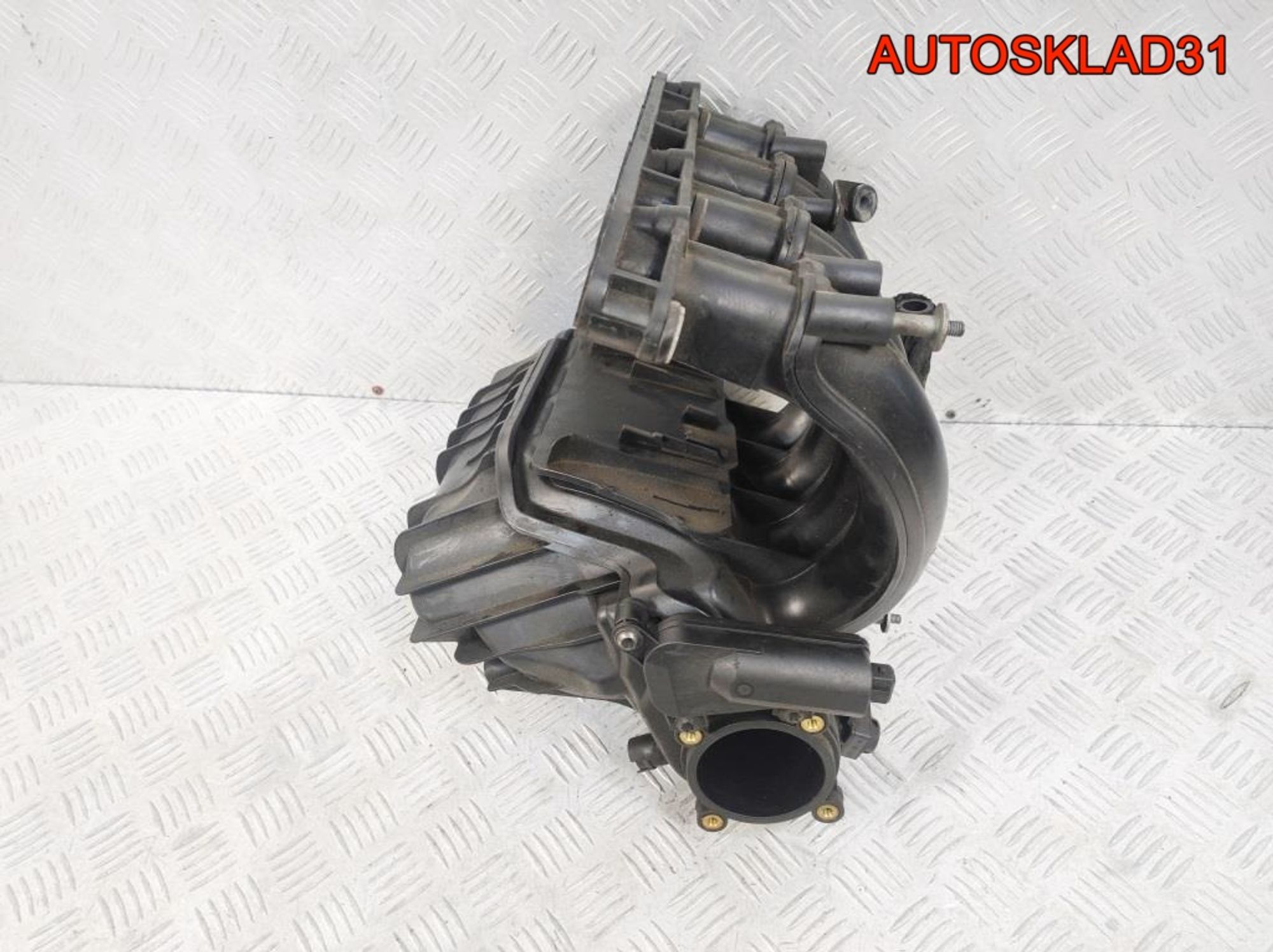 Коллектор впускной BMW E46 1.8 N42B18 11617503518, 2500 рублей, Дубовое