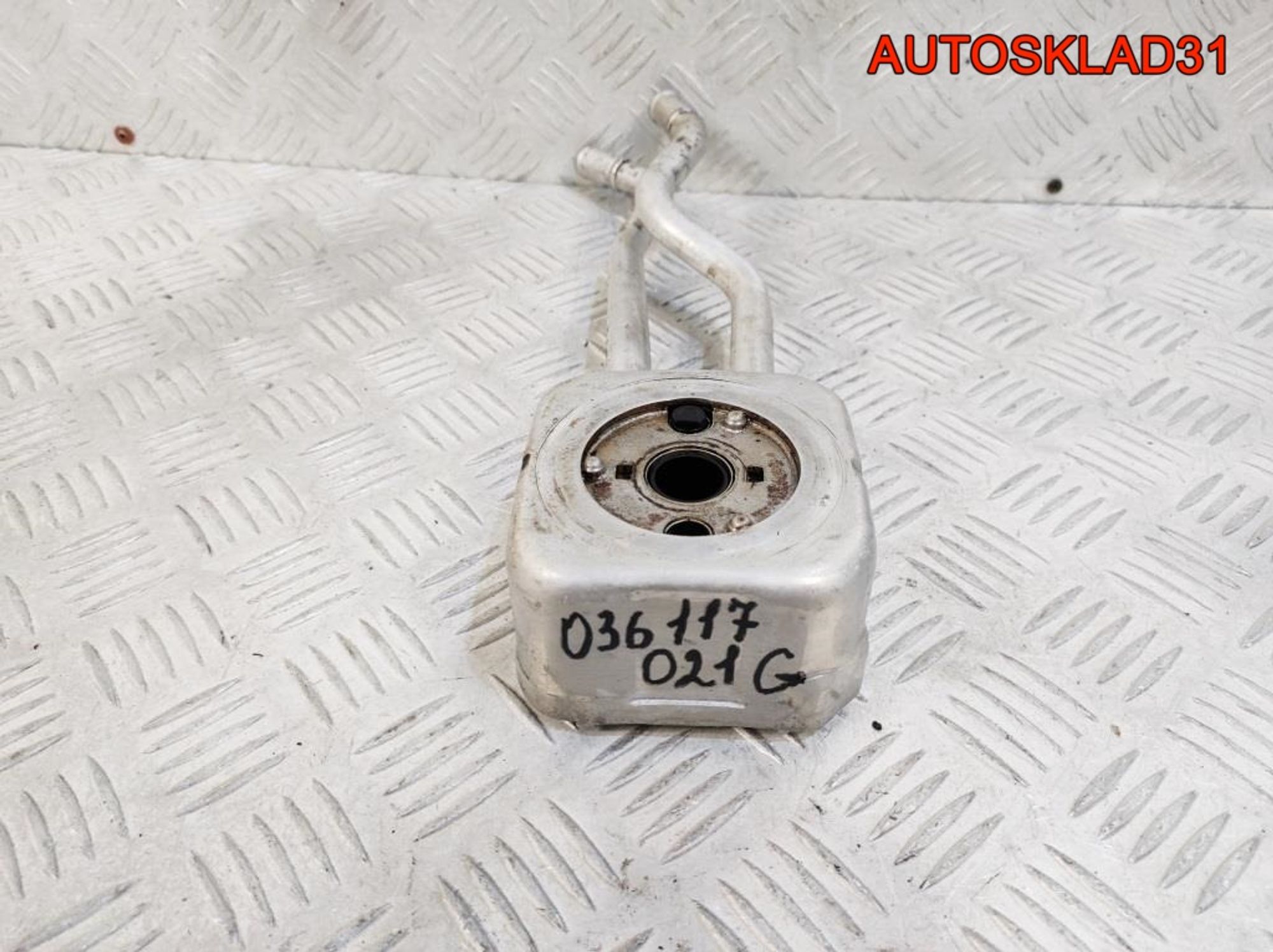 Теплообменник
 VW Golf 4 1,6 AZD 036117021G, 900 рублей, Дубовое