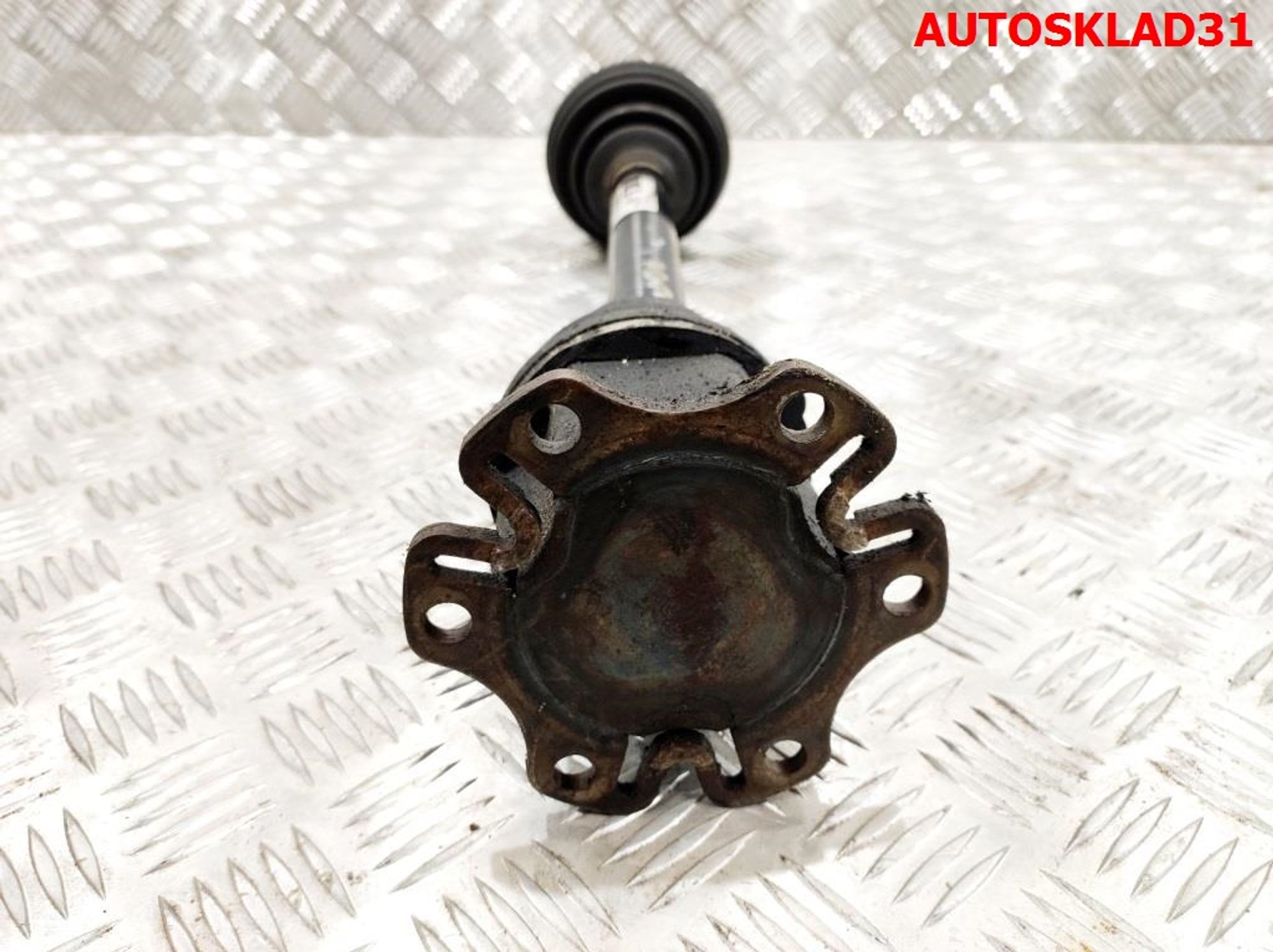 Полуось передняя левая Audi A4 B7 1,8 BFB АКПП 8E0407271BE, 5000 рублей, Дубовое