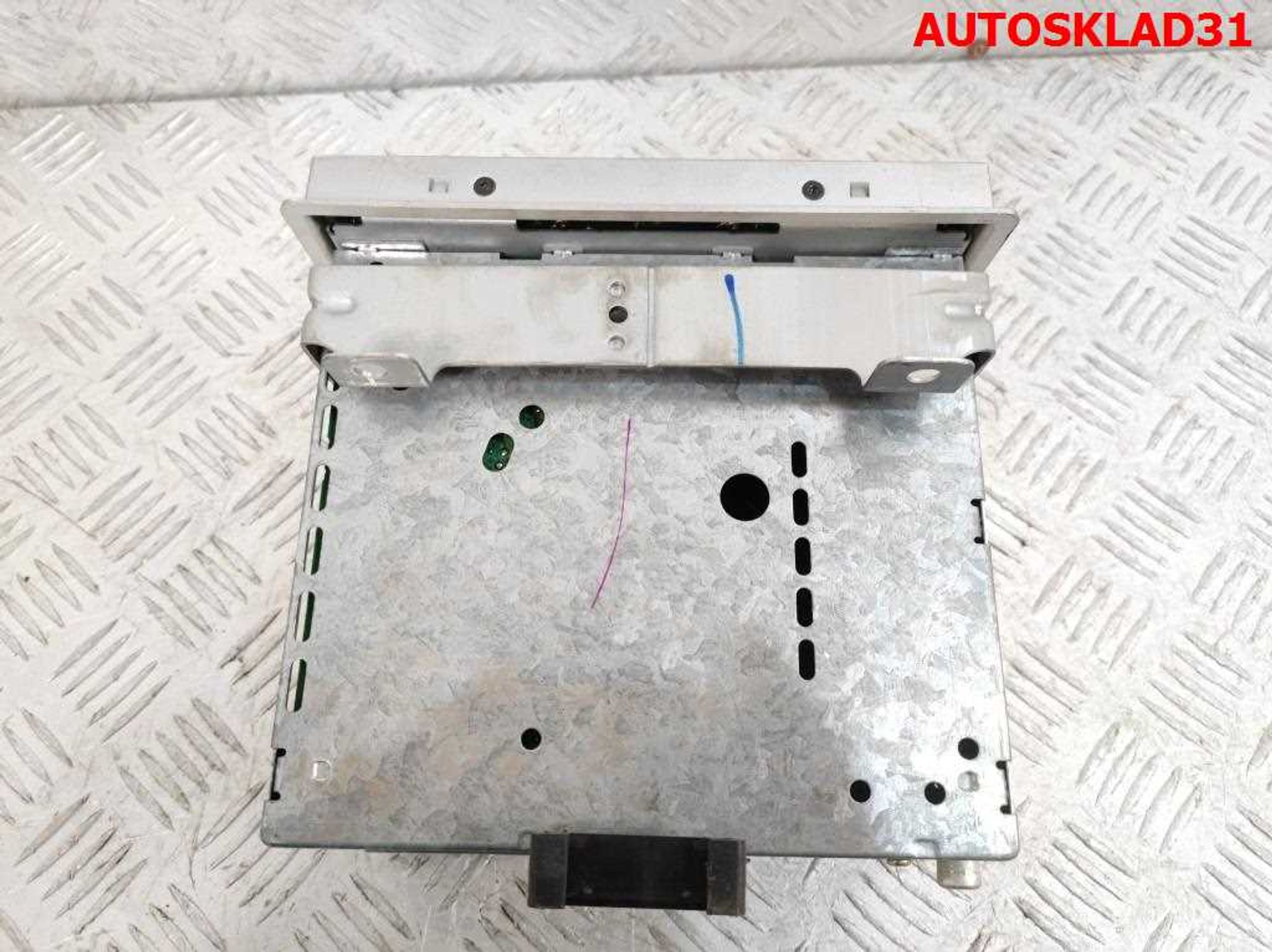 Магнитола Ford Fusion 4S6118C815ABUABP, 1000 рублей, Дубовое