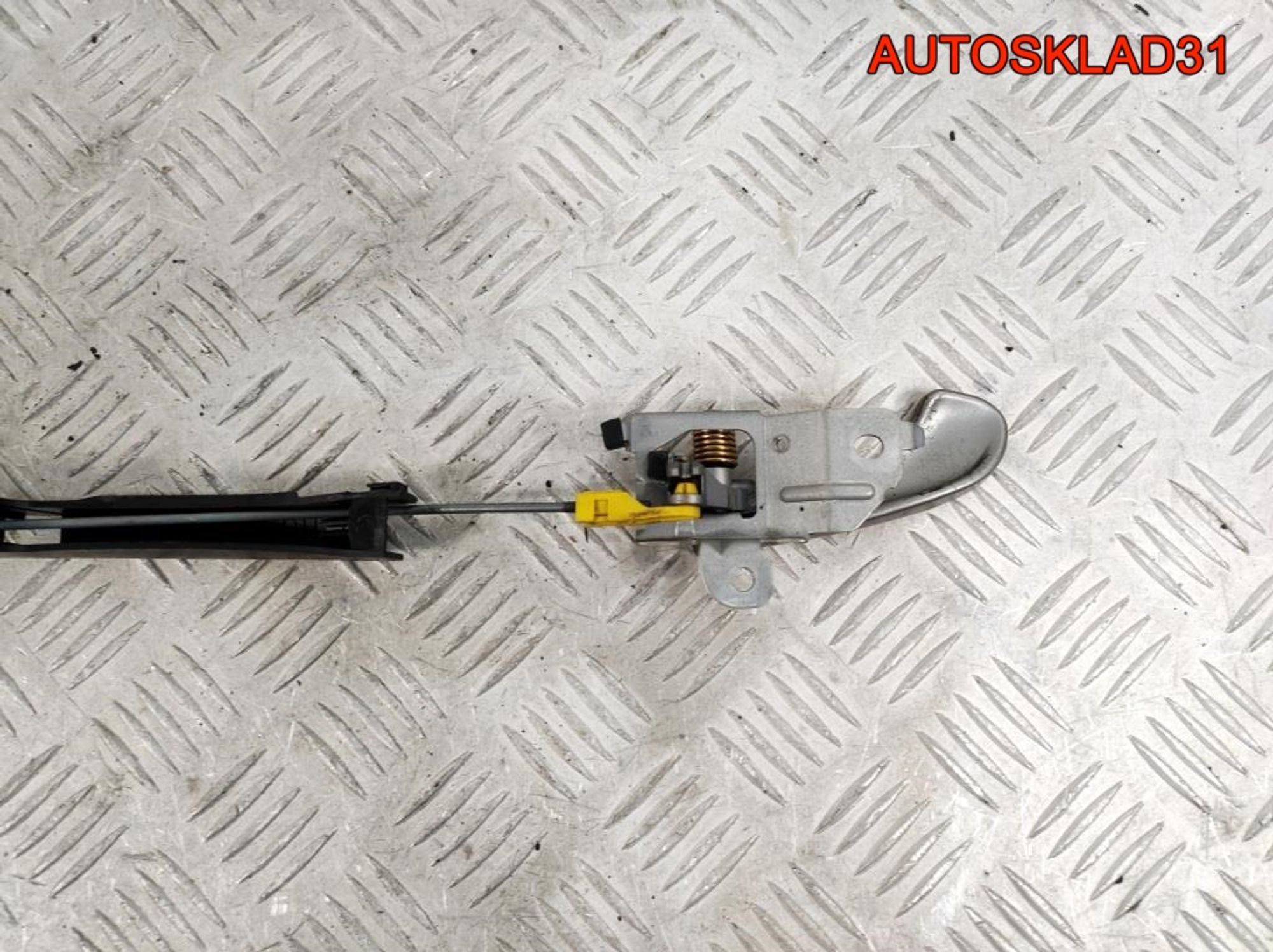 Ручка двери передняя правая Mitsubishi Carisma DA, 500 рублей, Дубовое