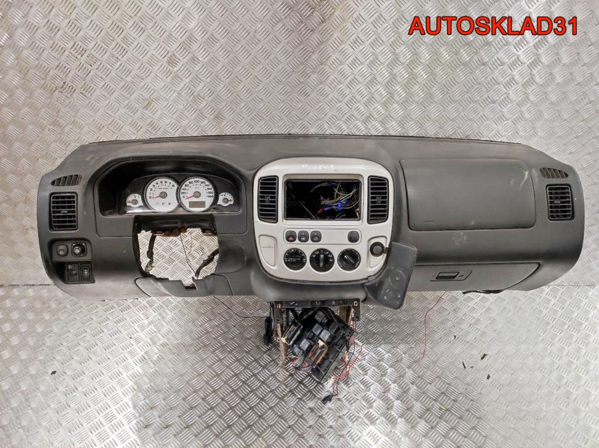 Торпедо Голое Ford Maverick 2 4804441, 13500 рублей, Дубовое