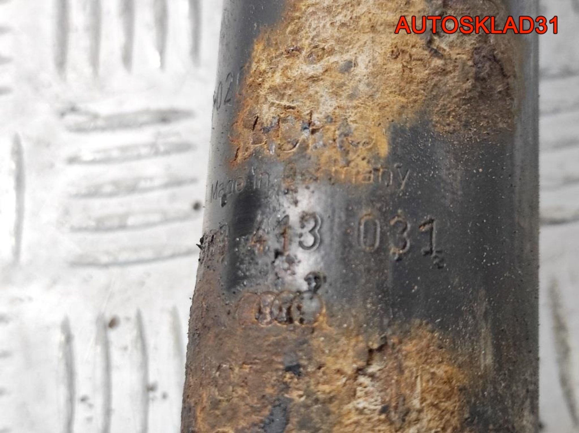 Амортизатор передний комплект Audi A4 B5 3B0413031, 8100 рублей, Дубовое