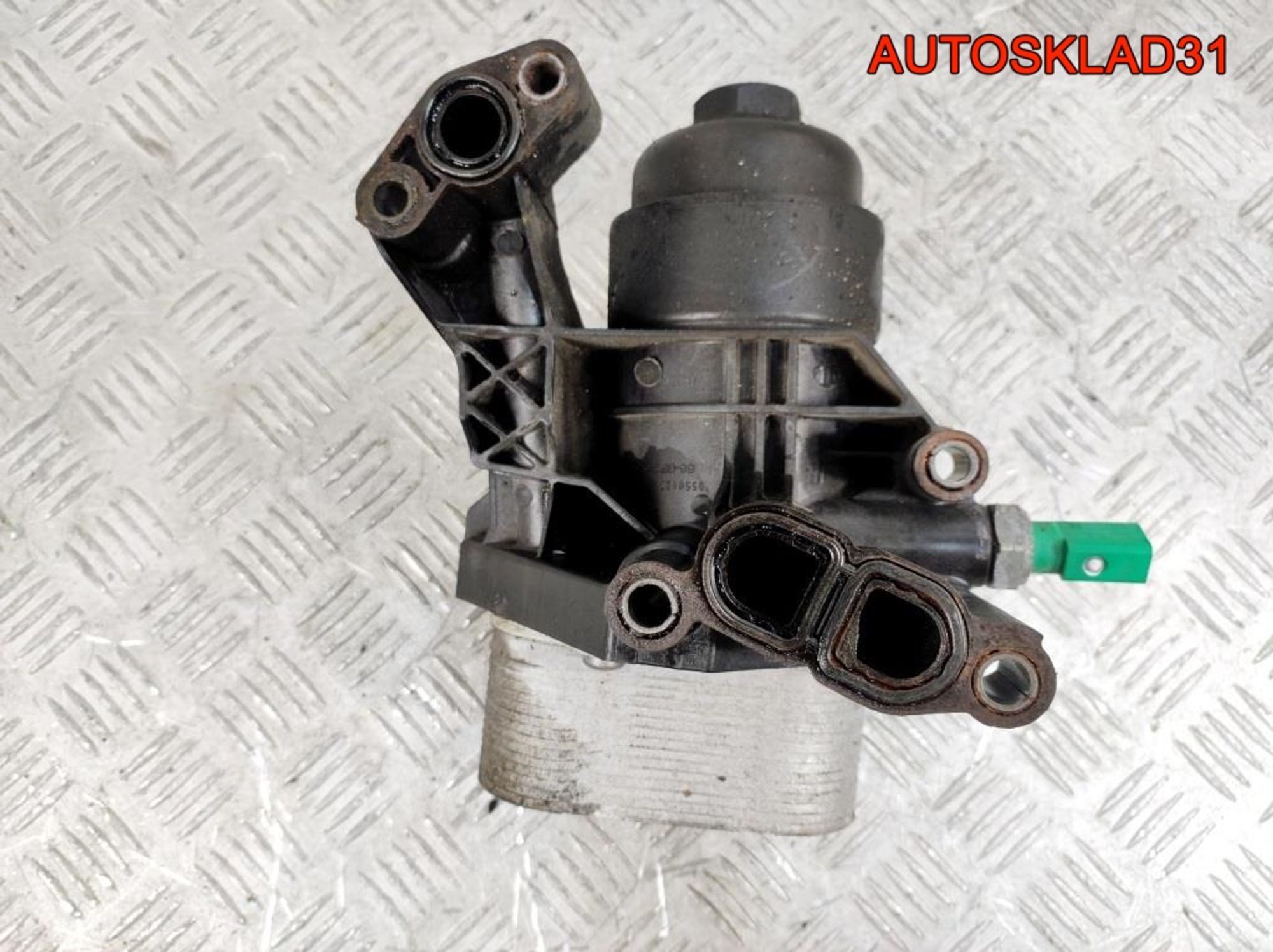 Корпус масляного фильтра Skoda Octavia A7 03N115389B, 4000 рублей, Дубовое