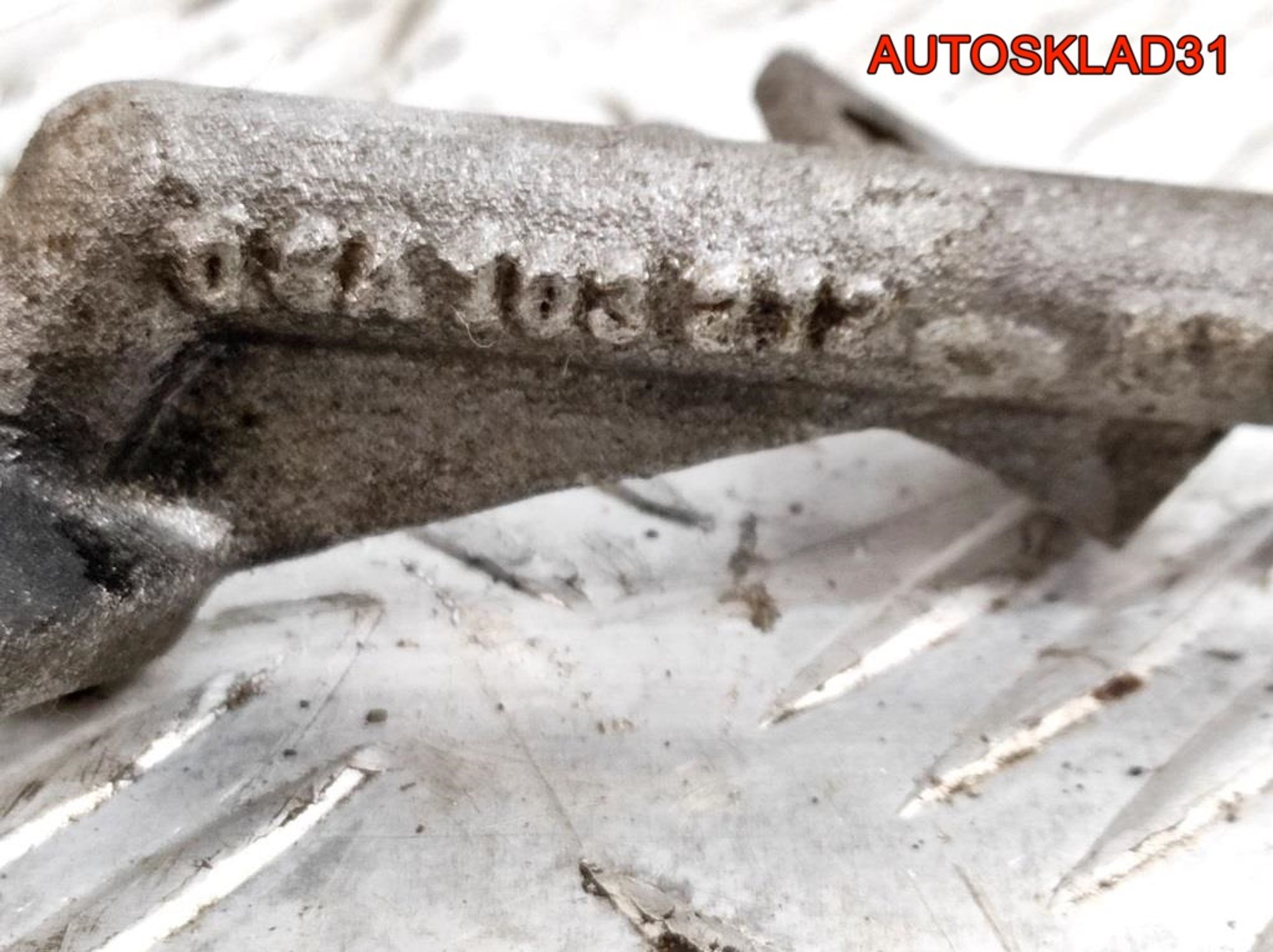 Трубка системы охлаждения VW Golf 5 1,6 BSE 06A103212, 2500 рублей, Дубовое