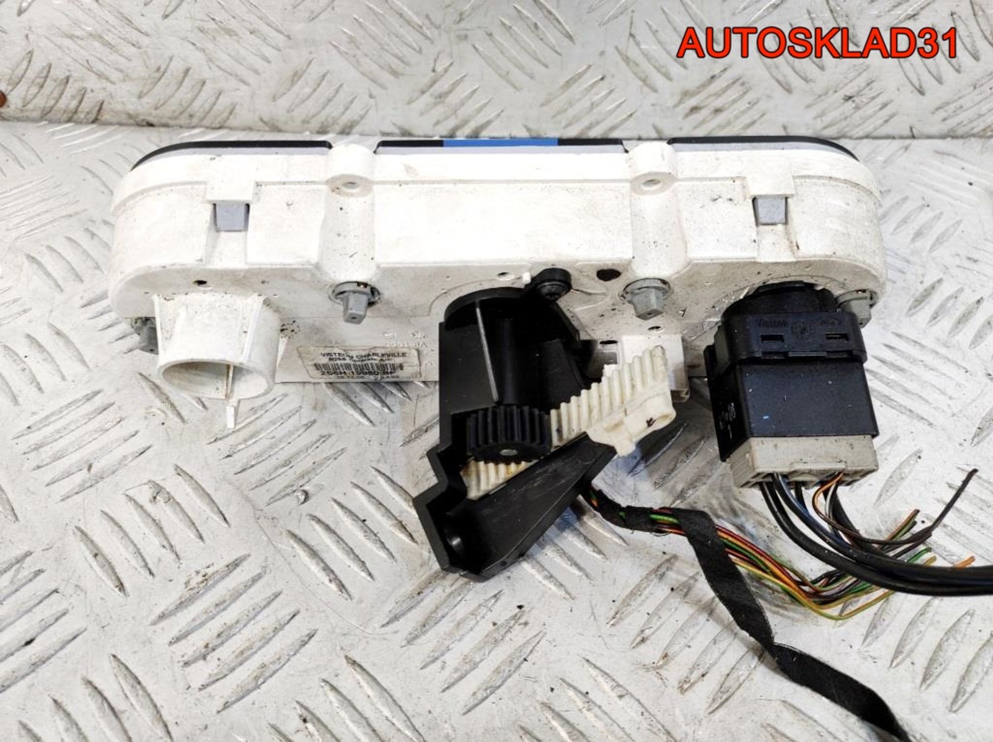 Блок управления отопителем Ford Fusion 2S6H19980BF, 1700 рублей, Дубовое