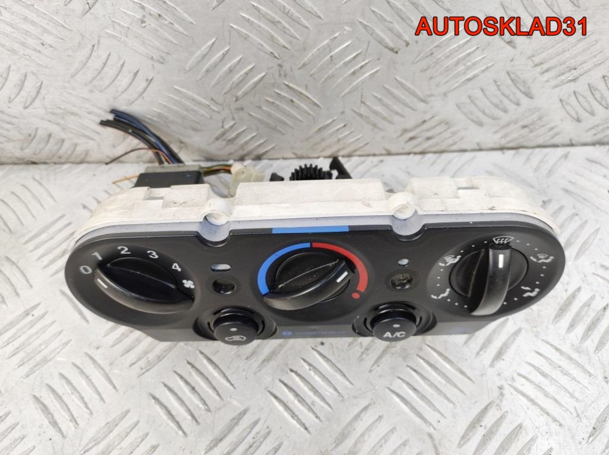 Блок управления отопителем Ford Fusion 2S6H19980BF, 1700 рублей, Дубовое