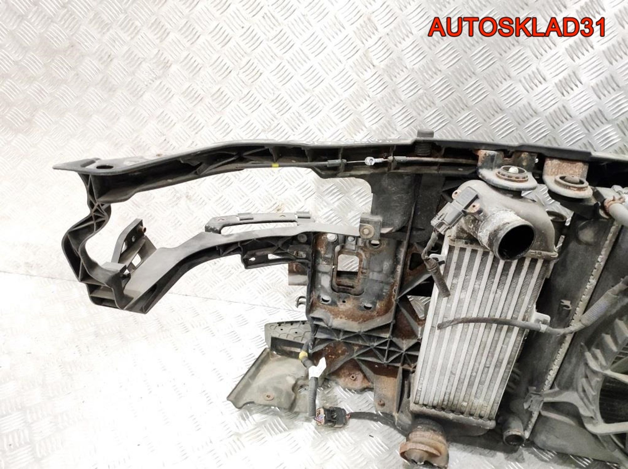 Панель передняя в сборе Hyundai i30 1,6 Дизель 641012L000 (Р), 23000 рублей, Дубовое