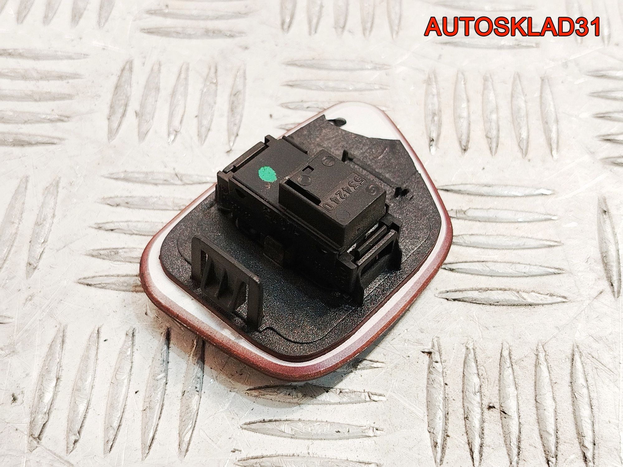Кнопка стеклоподъемника задняя левая Mercedes W210 A2108208210, 900 рублей, Дубовое