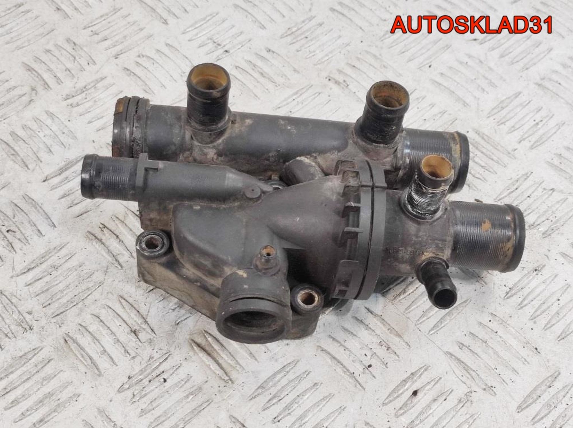 Корпус термостата Renault Laguna 2 2,2 Дизель 8200154300, 1500 рублей, Дубовое