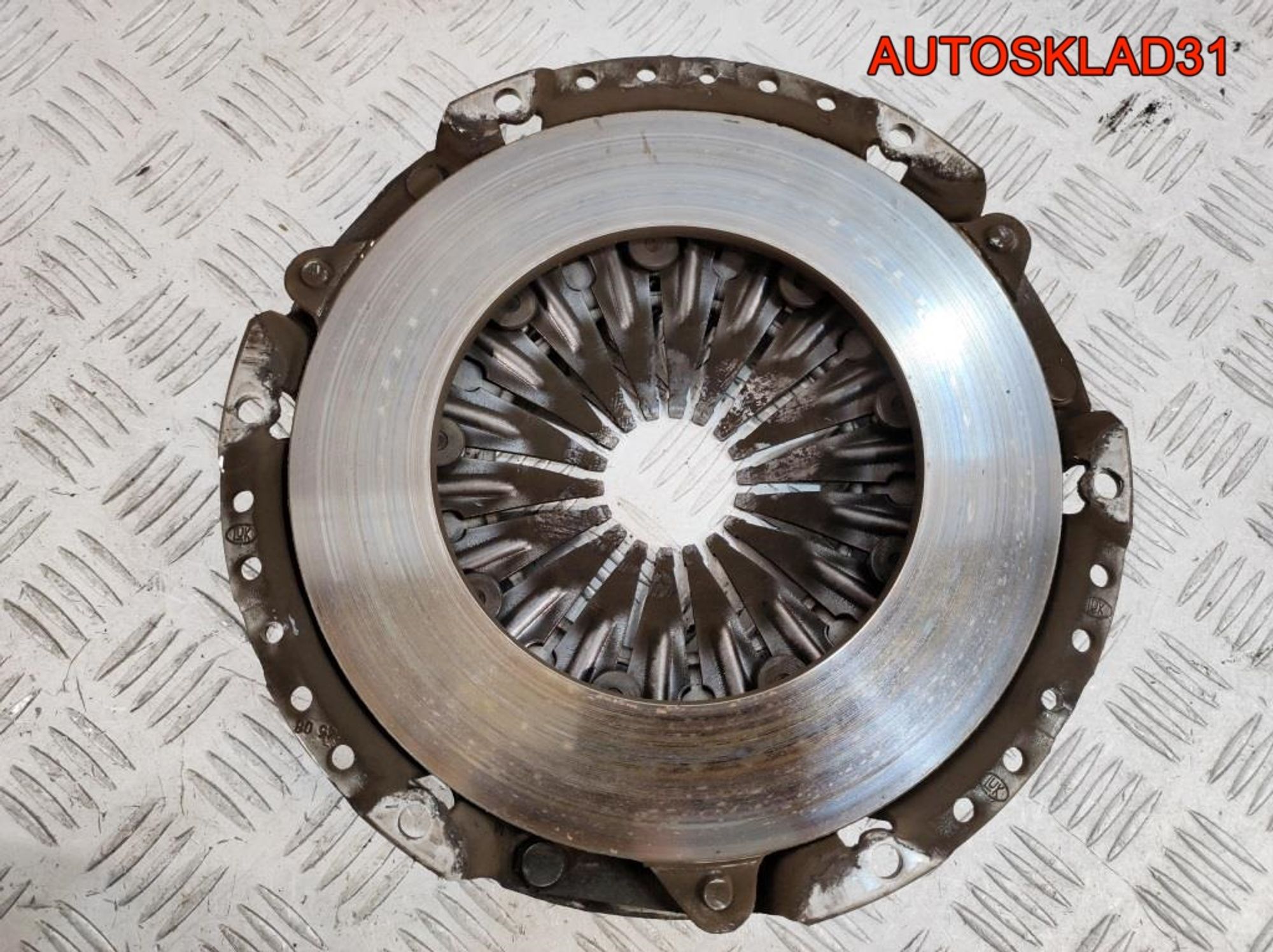 https://ycs.partsauto.market/partsauto-images/thmbs/userImages/edda01b21c13eaa6671738306aa09410/part/ba458361-2134-47b1-8de4-c19cdcf69bd6_1781617247327.jpg