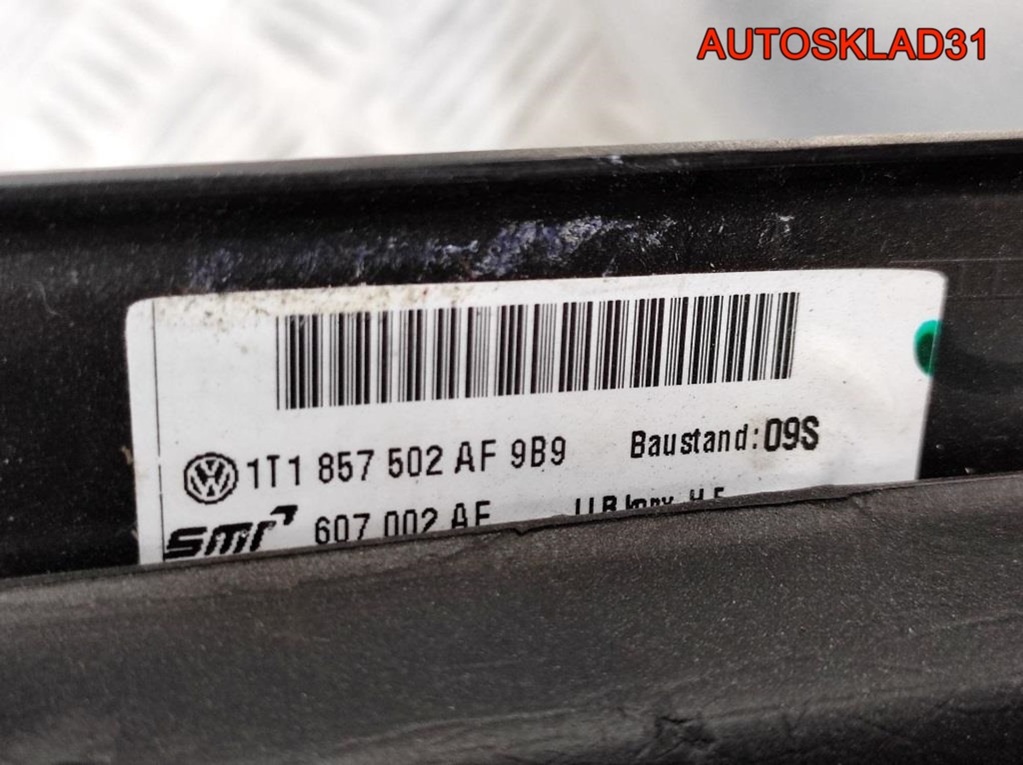 Зеркало правое Volkswagen Touran 1 1T1857502AF, 9000 рублей, Дубовое
