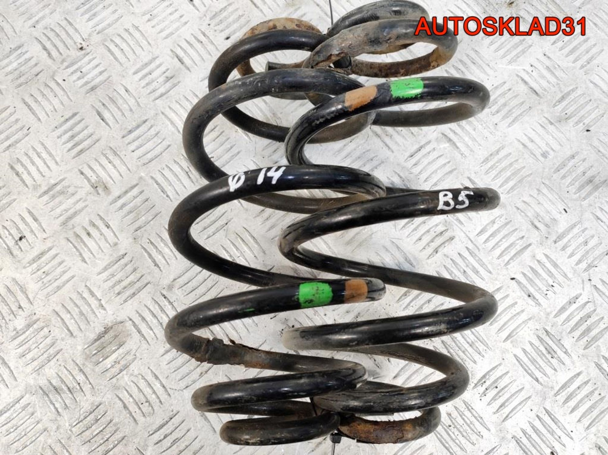 Пружина задняя Volkswagen Passat B5 3B0511115N, 1800 рублей, Дубовое