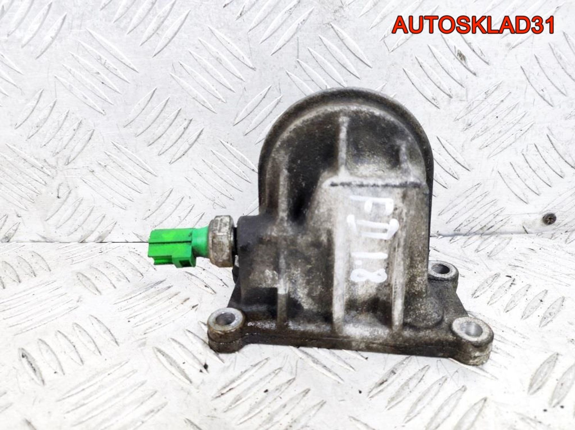 Корпус масляного фильтра Ford Focus 2 1L5G6884AC, 2300 рублей, Дубовое