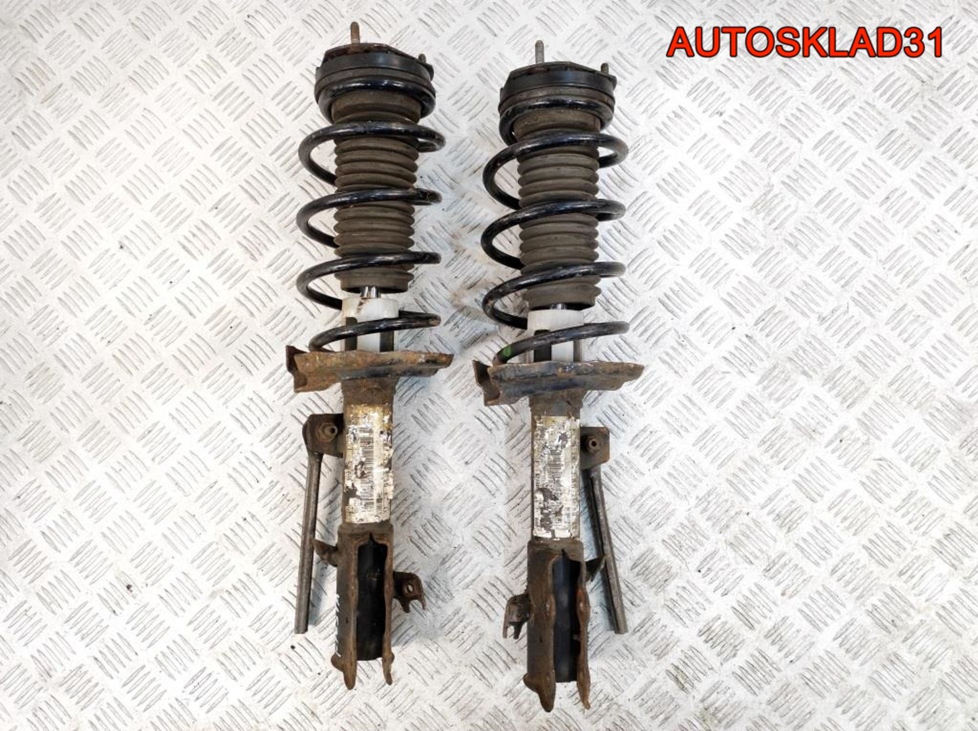 Амортизатор передний комплект Ford Fiesta 6 1713956, 5000 рублей, Дубовое