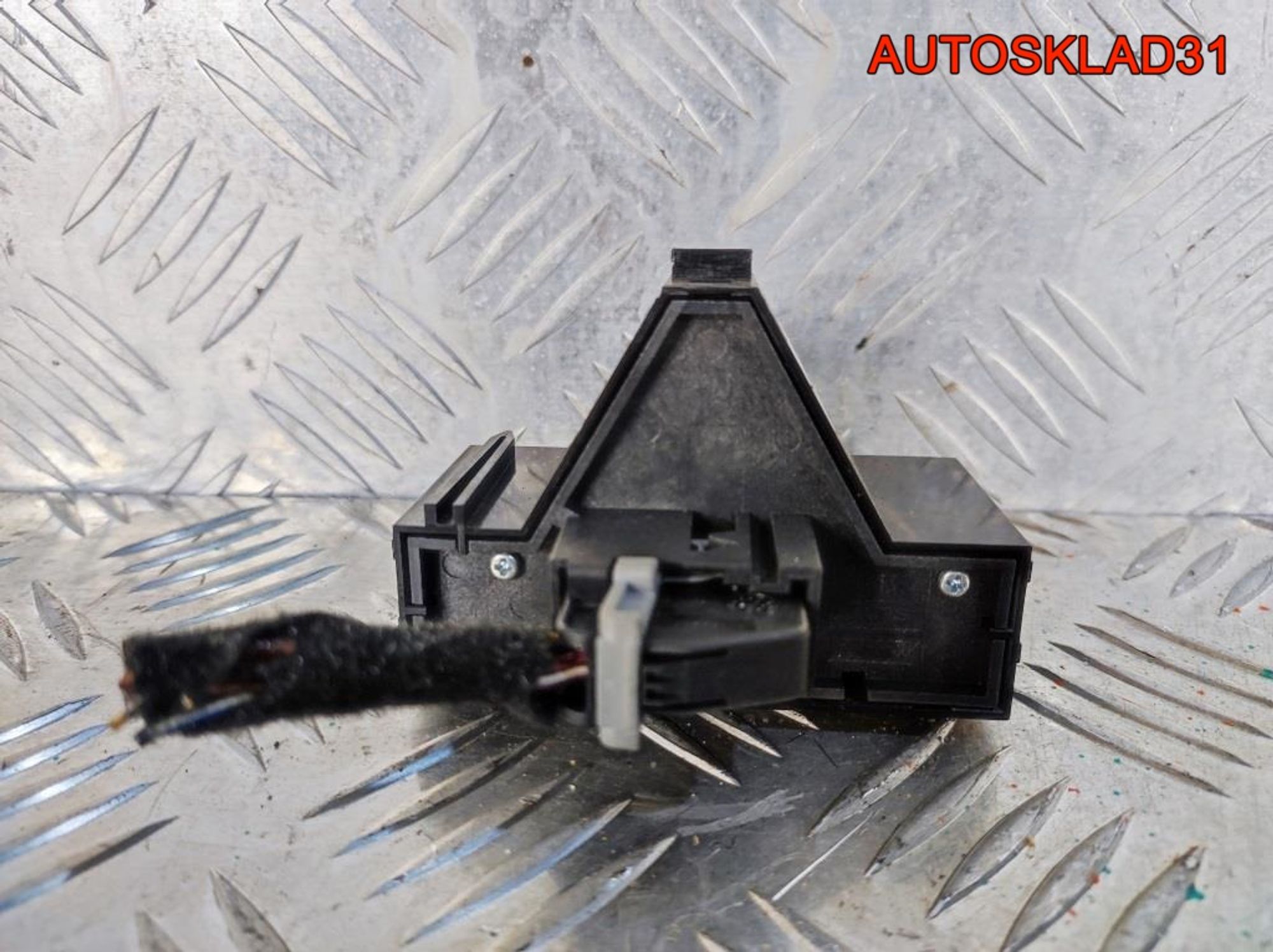 Кнопка аварийной сигнализации Opel Corsa D, 900 рублей, Дубовое