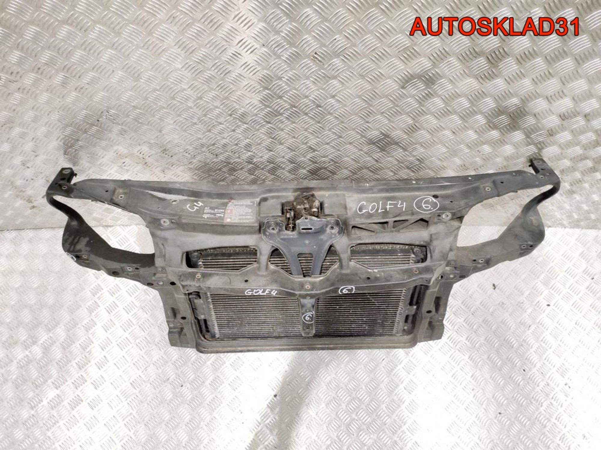 Панель передняя в сборе VW Golf 4 1,8 Бензин 1J0121253N, 20000 рублей, Дубовое