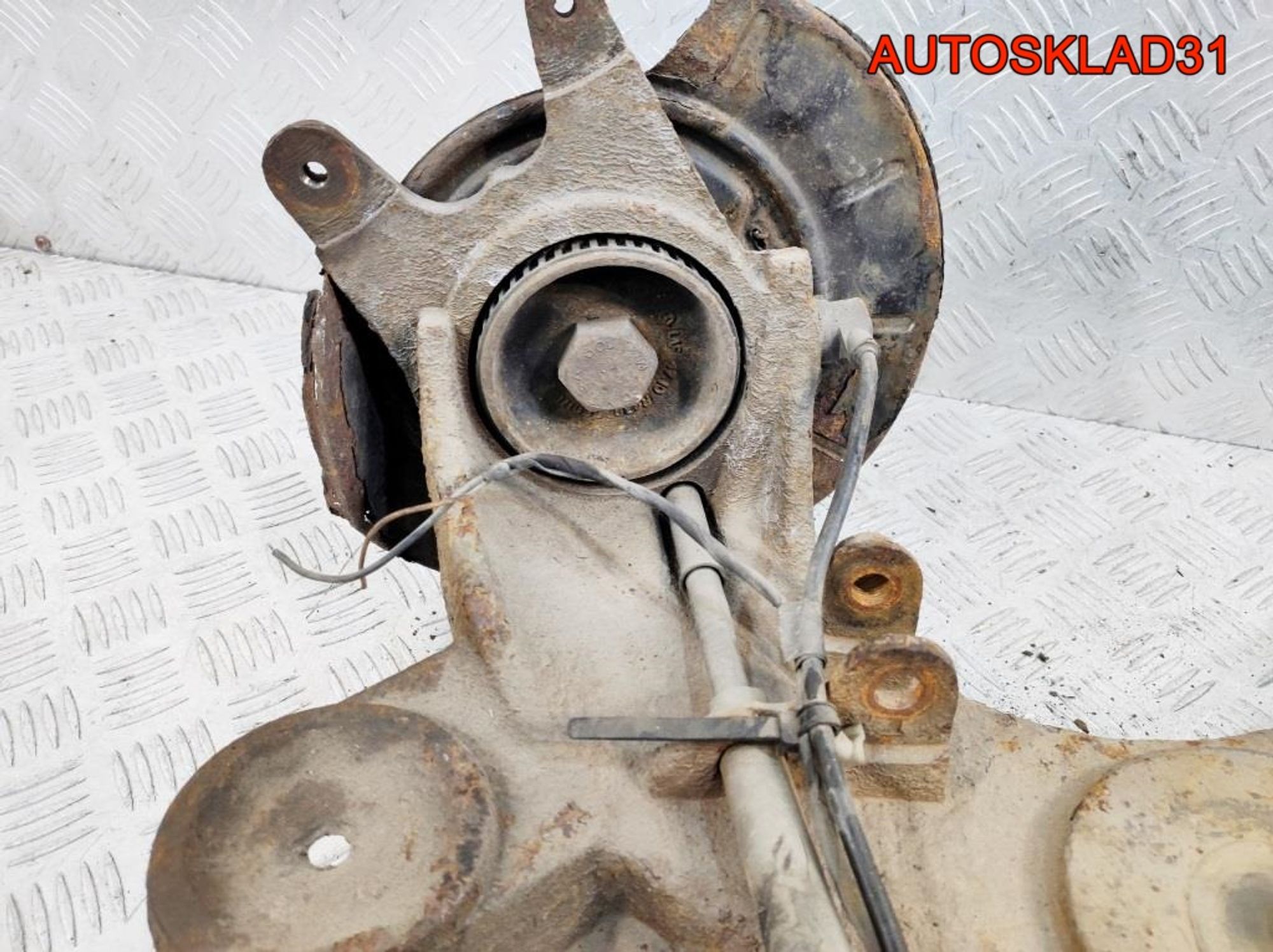 Рычаг задний левый Mercedes Vito W638 A6383521404, 3200 рублей, Дубовое