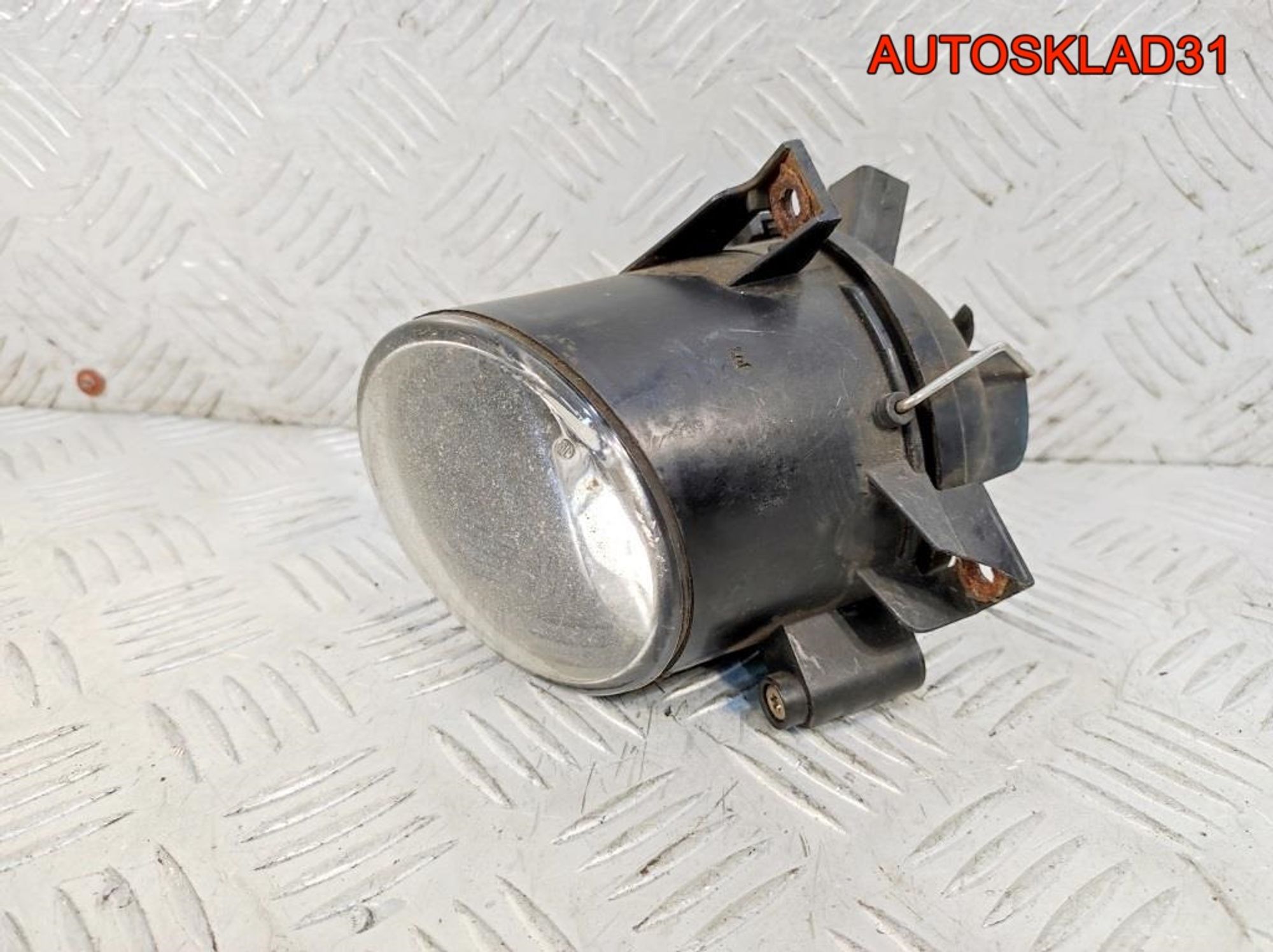 Фара противотуманная правая VW Polo 4 6Q0941700, 1400 рублей, Дубовое