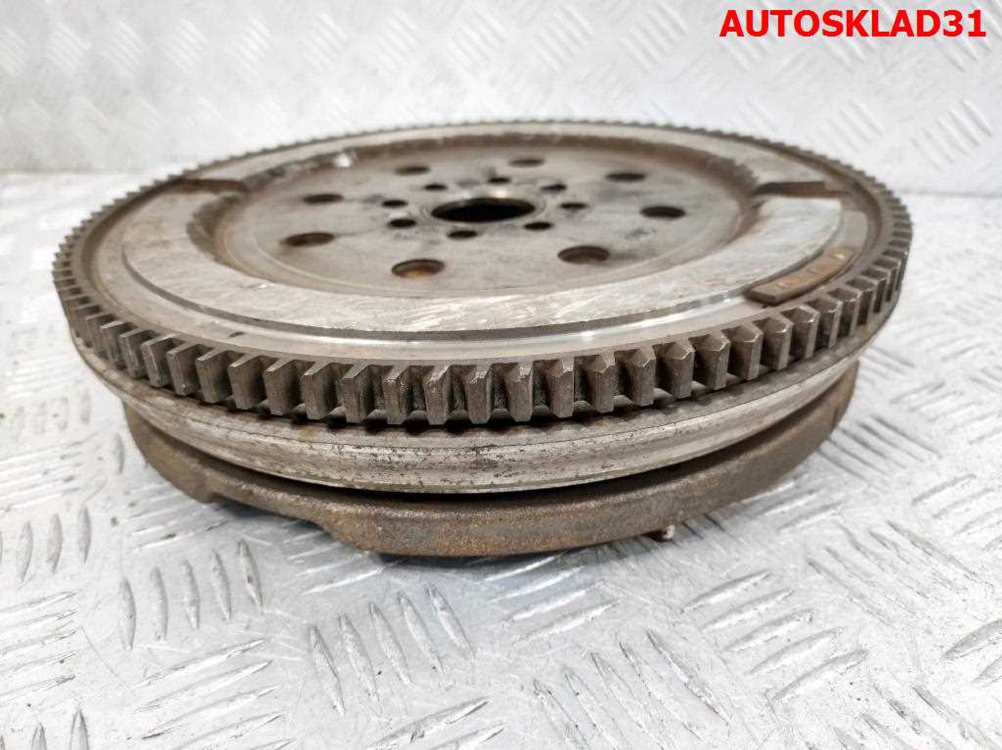 Маховик со сцеплением Toyota Corolla Verso 2,2 2ADFT 134500R010, 7500 рублей, Дубовое