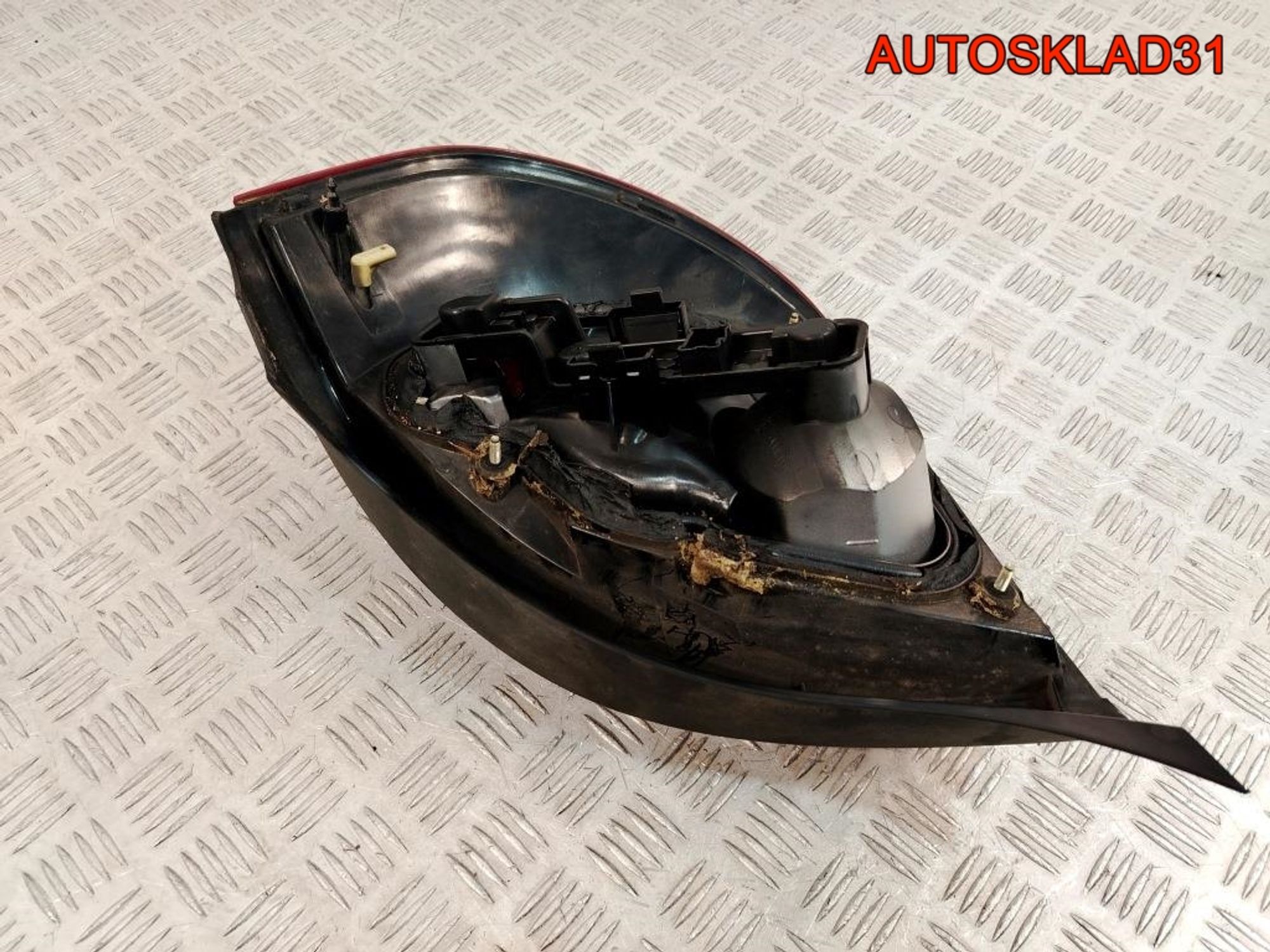 Фонарь задний левый Nissan Almera N16 26555BN788 Рестайлинг, 18000 рублей, Дубовое