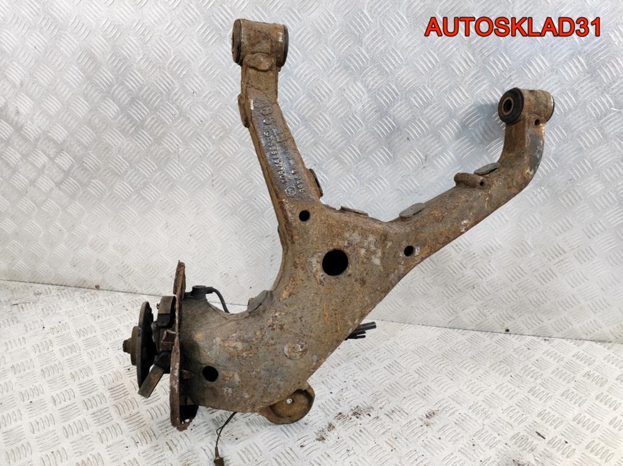 Рычаг задний правый Mercedes Vito W638 A6383521504, 3200 рублей, Дубовое