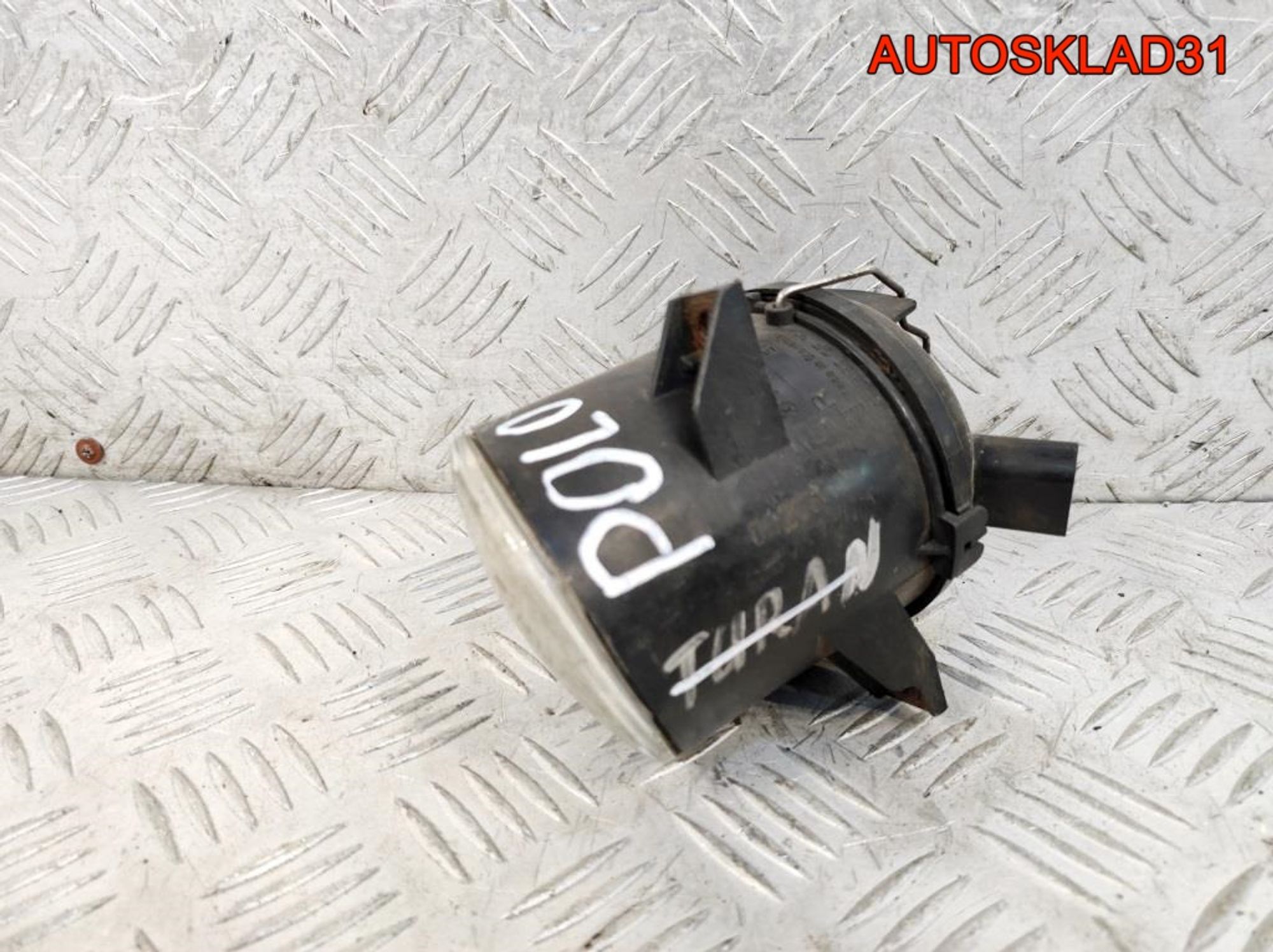 Фара противотуманная правая VW Polo 4 6Q0941700, 1400 рублей, Дубовое