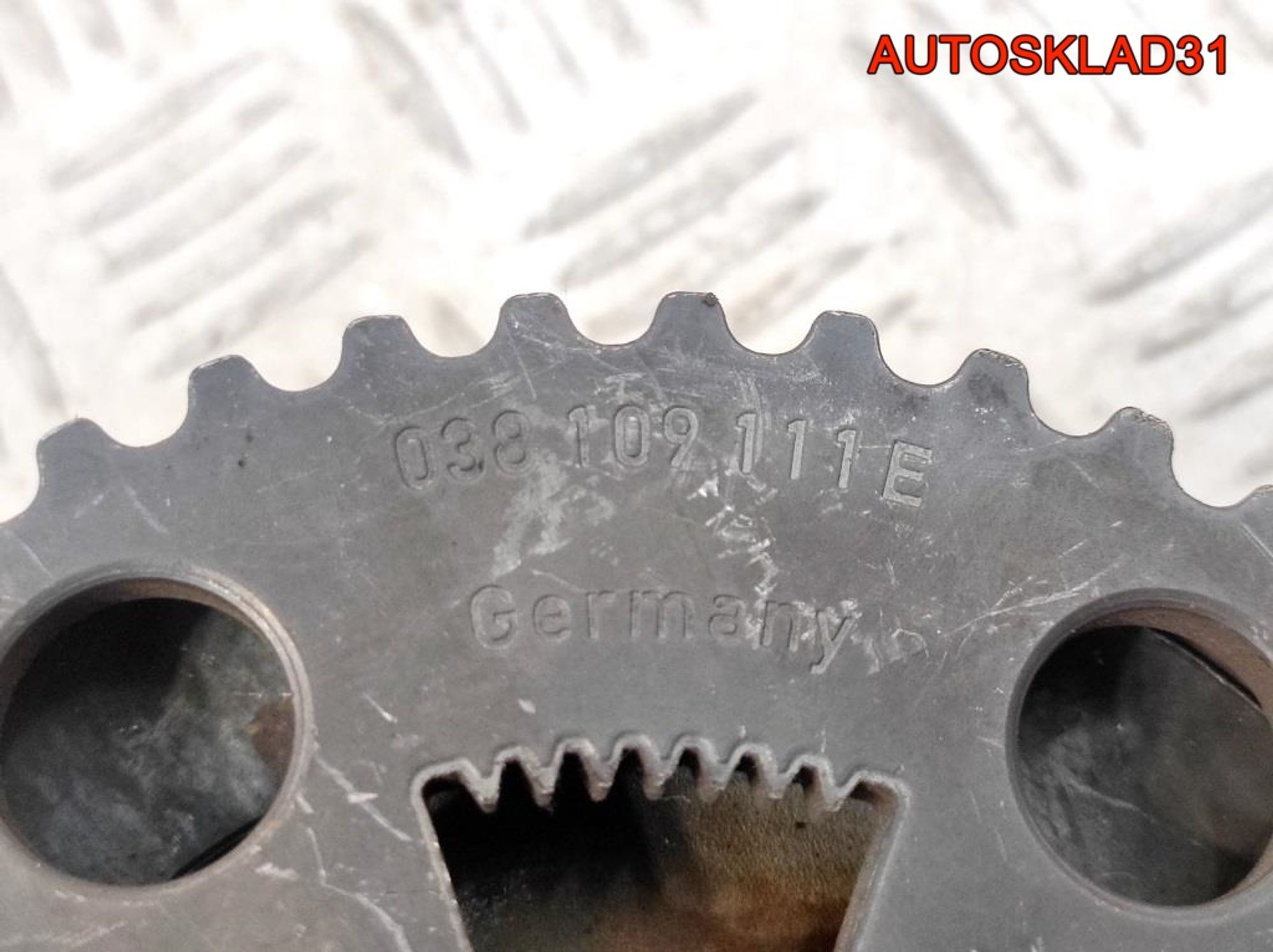 Шестерня распредвала VW Caddy 3 2.0 BST 038109111E, 2500 рублей, Дубовое
