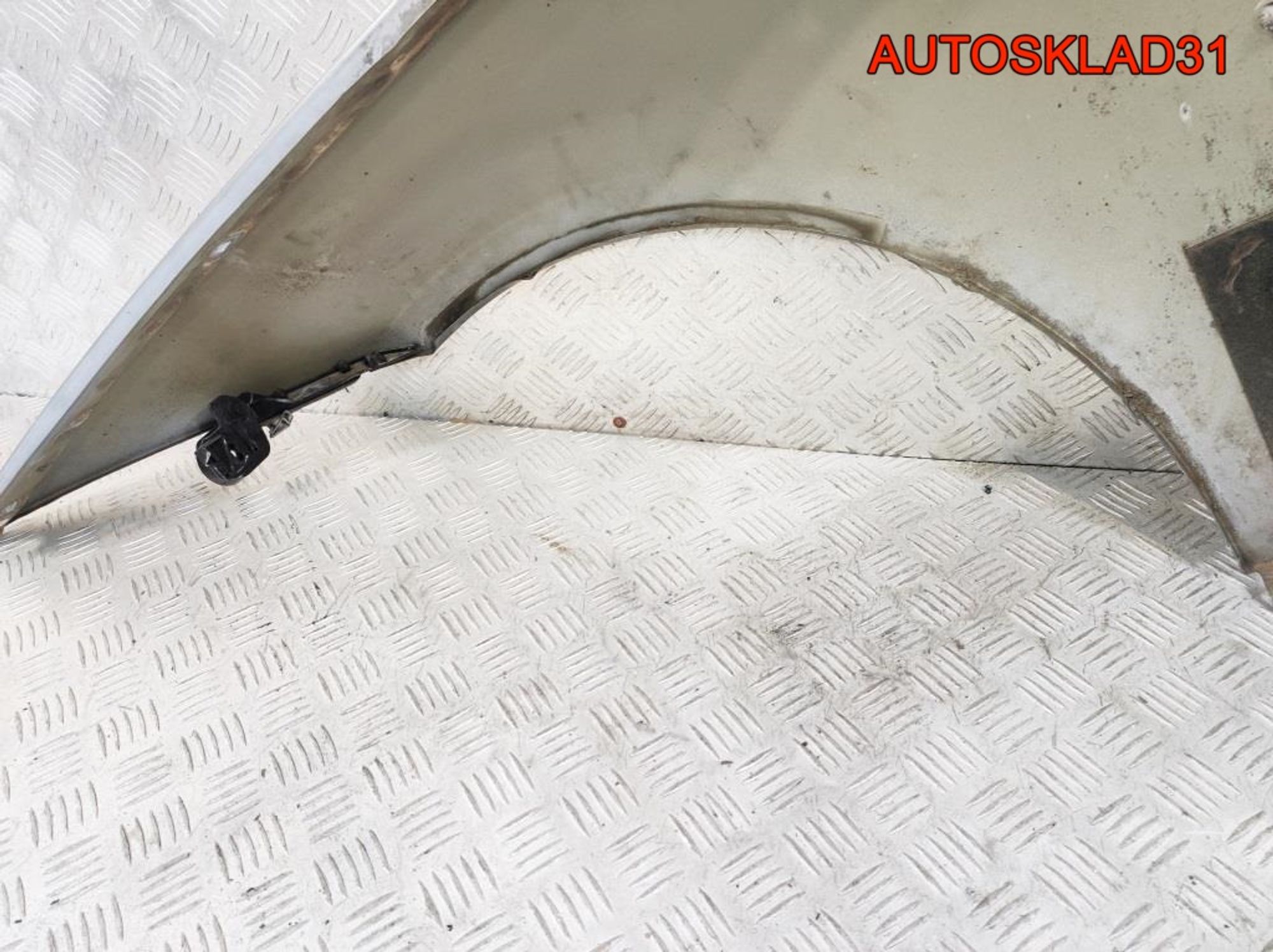 Крыло переднее правое BMW E90 41357135680, 8100 рублей, Дубовое