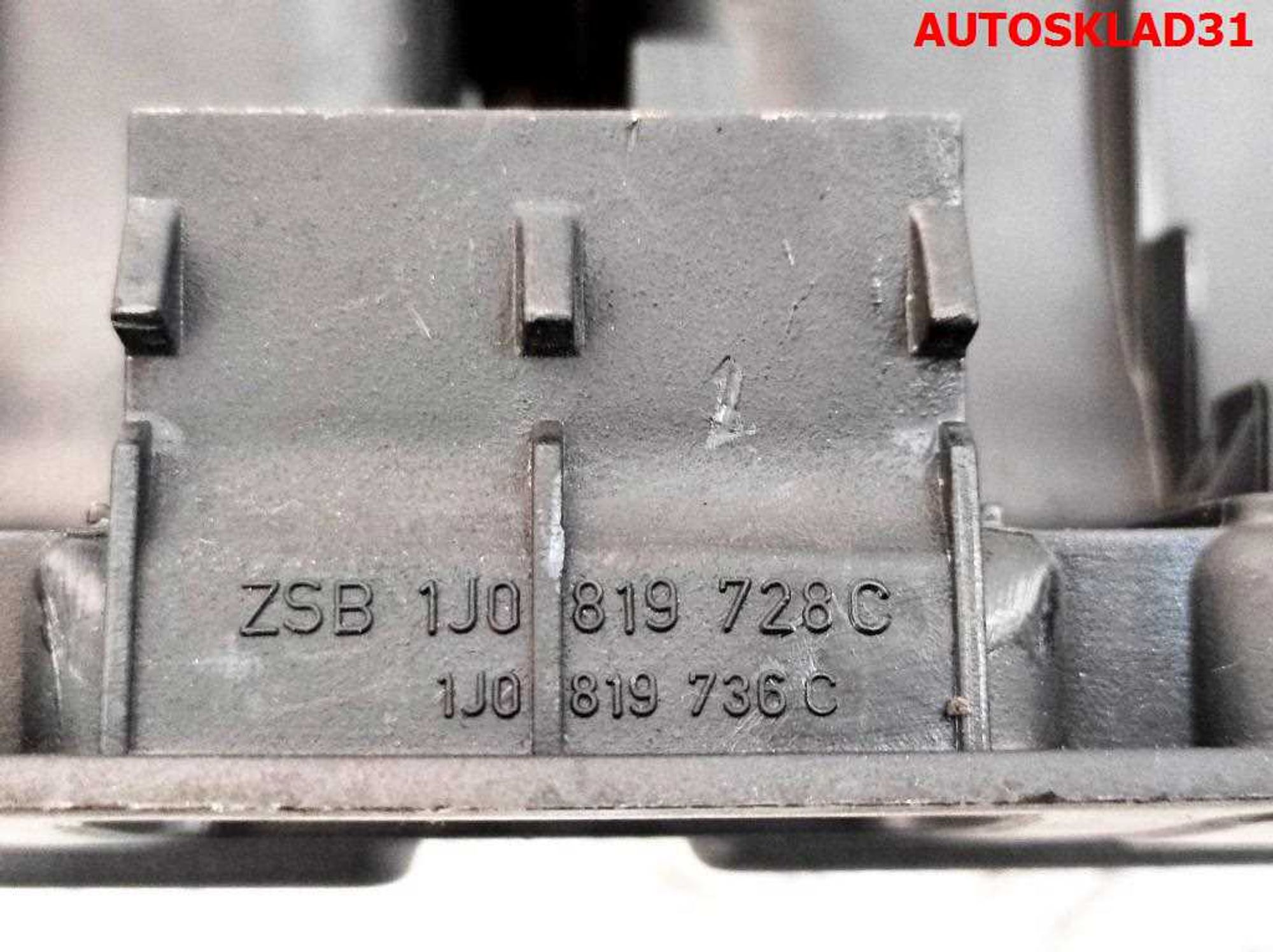 Дефлектор воздушный центральный VW Golf 4 1J0819728C, 1500 рублей, Дубовое