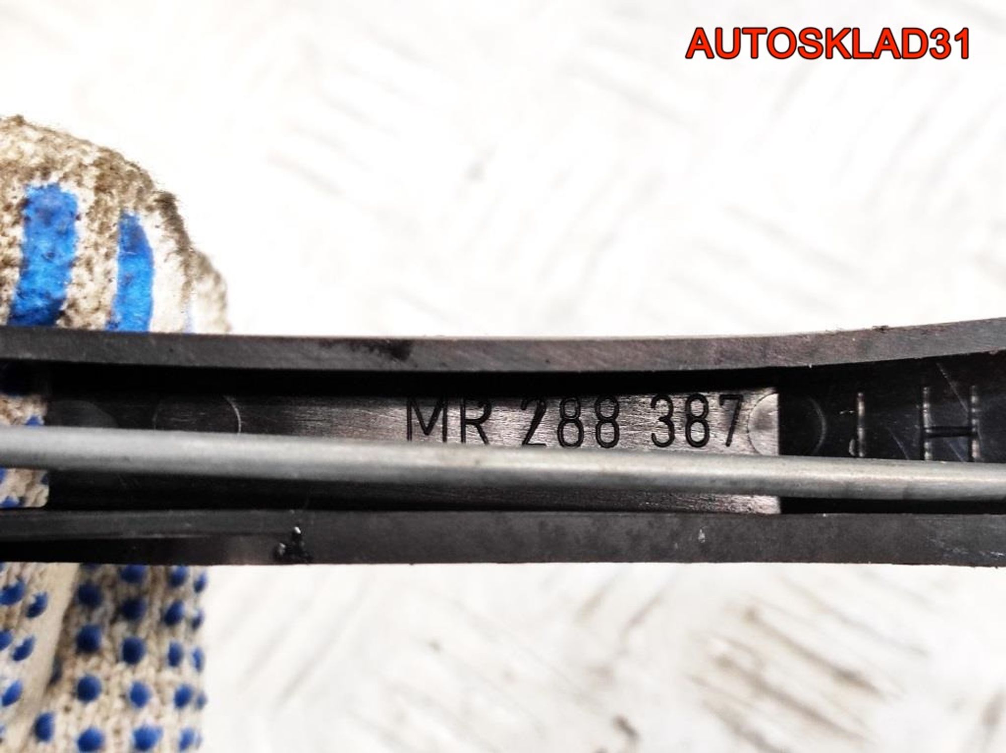 Ручка двери передняя левая Mitsubishi Carisma DA, 500 рублей, Дубовое