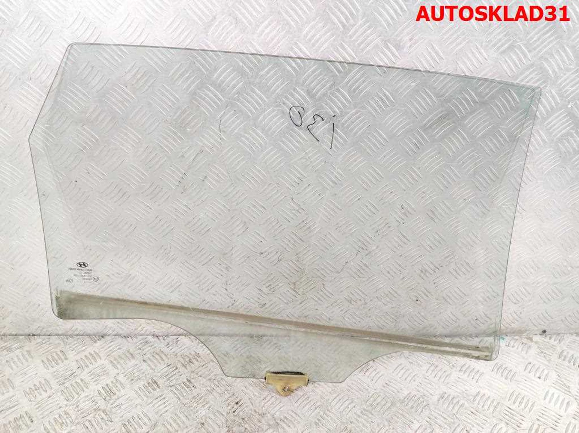 Стекло двери задней левой Hyundai i30 834112L010, 1000 рублей, Дубовое