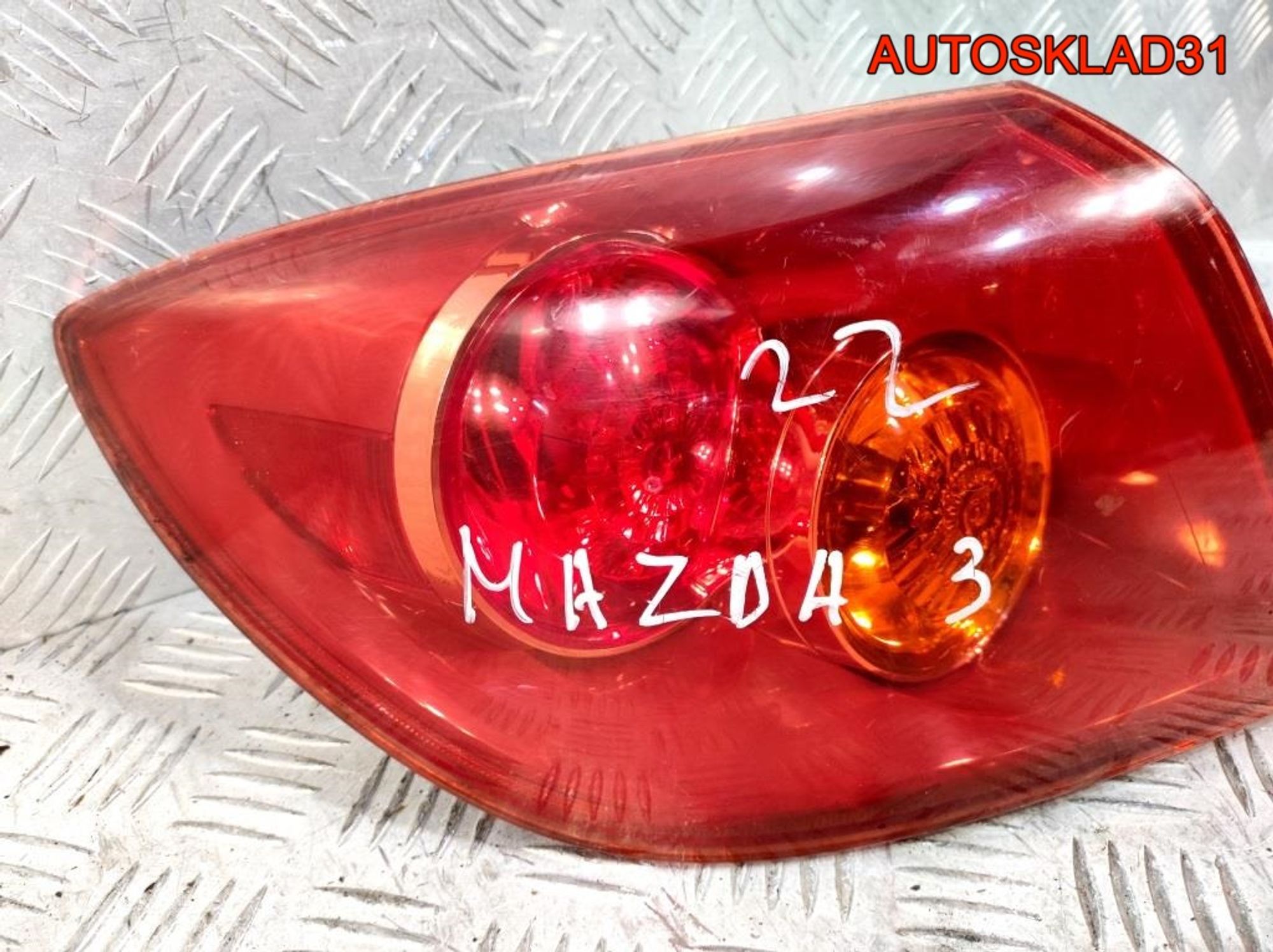 Фонарь задний левый Mazda 3 BK BP4K51160E Хетчбэк, 2500 рублей, Дубовое