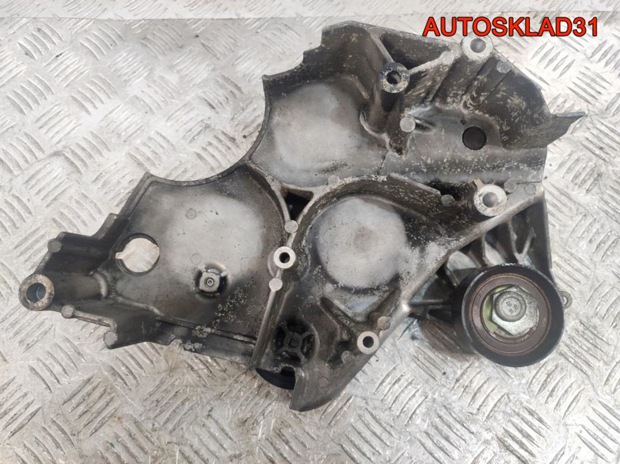 Кронштейн вискомуфты Audi A6 C5 2,5 AKE Дизель 059121313F, 3000 рублей, Дубовое