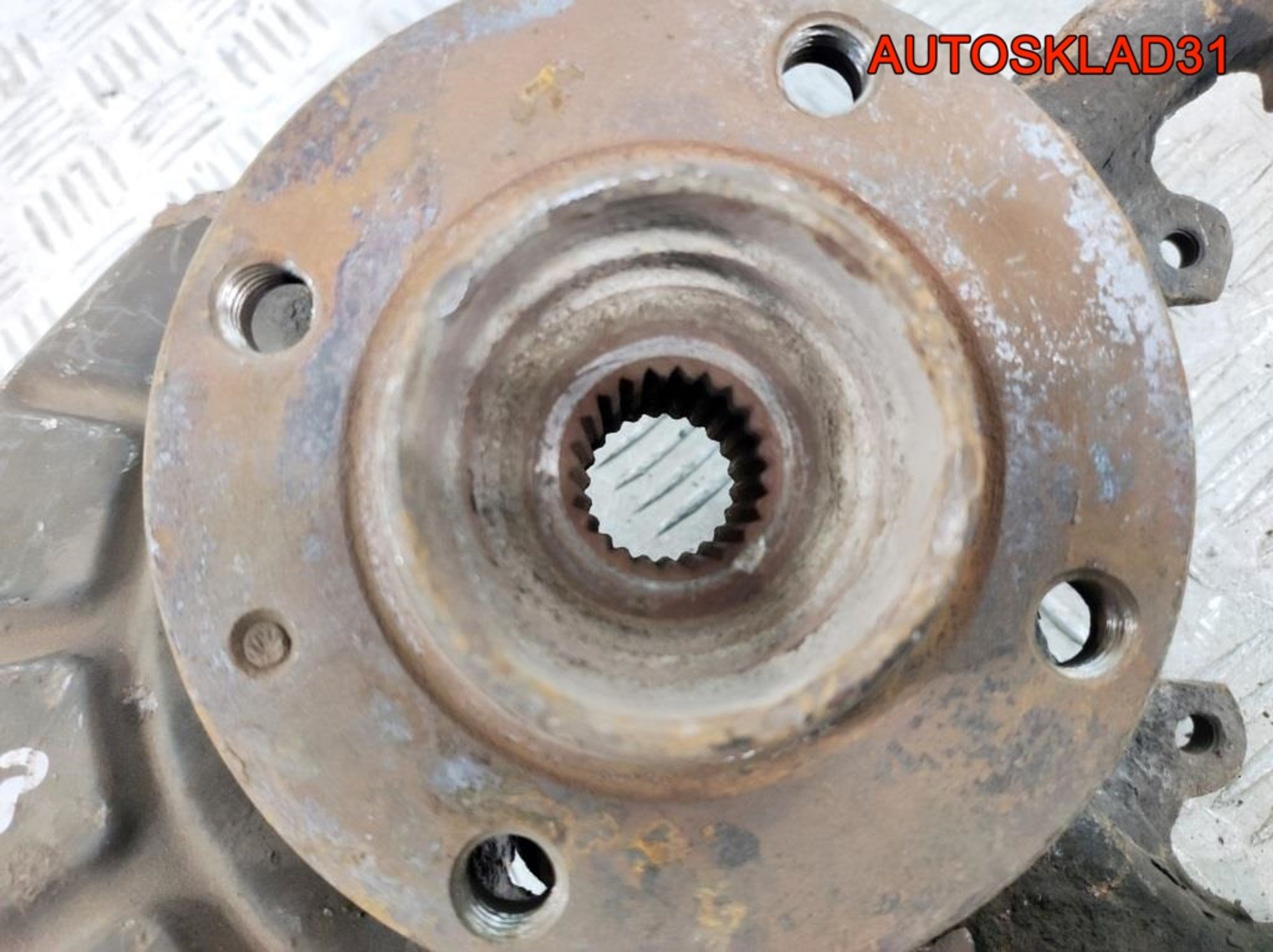 Кулак поворотный передний правый VW Golf 3 191407256C, 1400 рублей, Дубовое