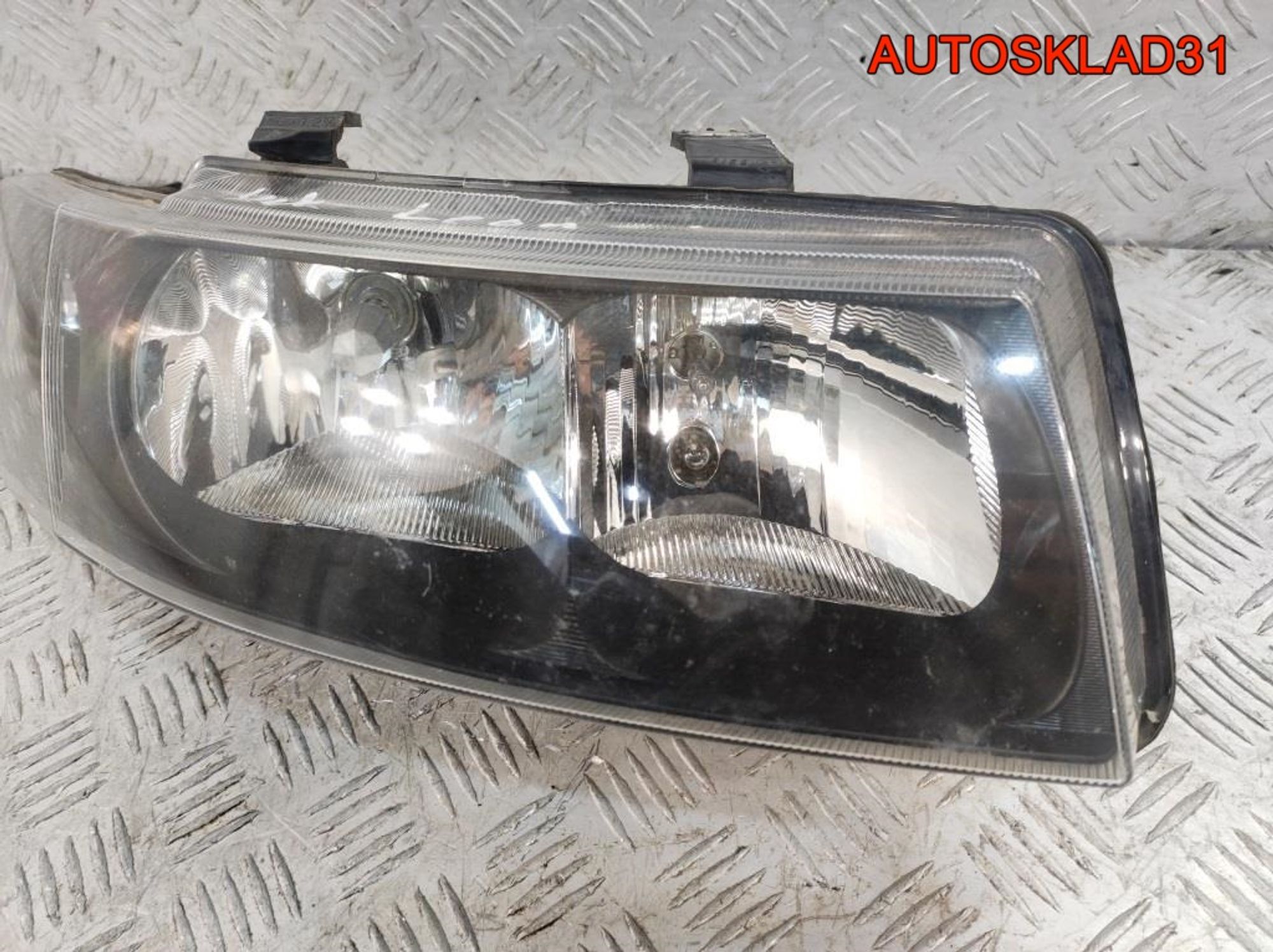 Фара правая Seat Leone 1M1 1M1941002D, 5000 рублей, Дубовое