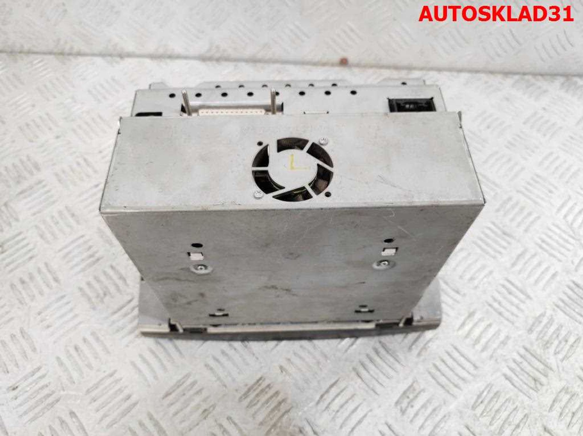 Магнитола Mercedes Benz W211 A2118272442, 27000 рублей, Дубовое