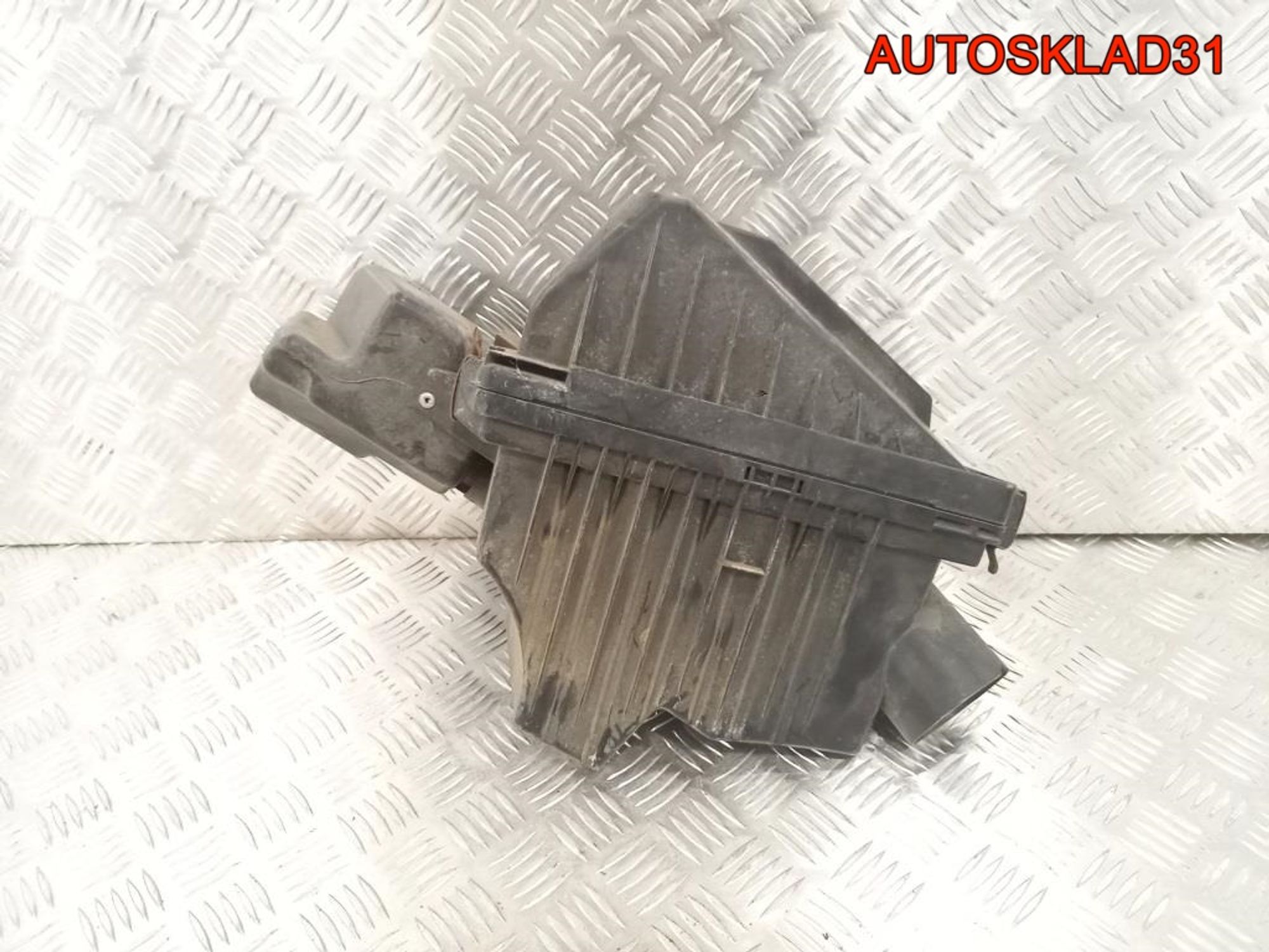 Корпус воздушного фильтра Nissan Primera P12, 1400 рублей, Дубовое