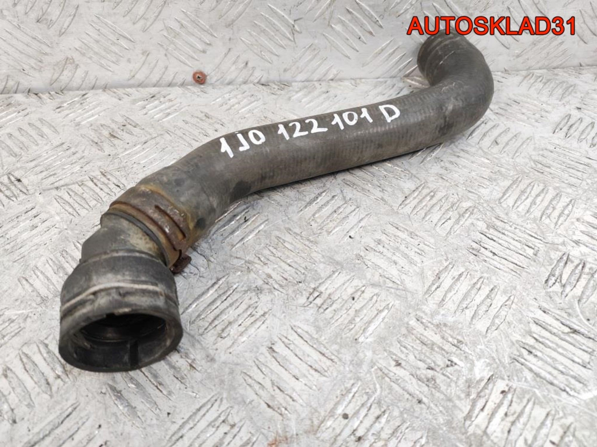 Патрубок радиатора VW Golf 4 1,6 AKL 1J0122101D, 1000 рублей, Дубовое