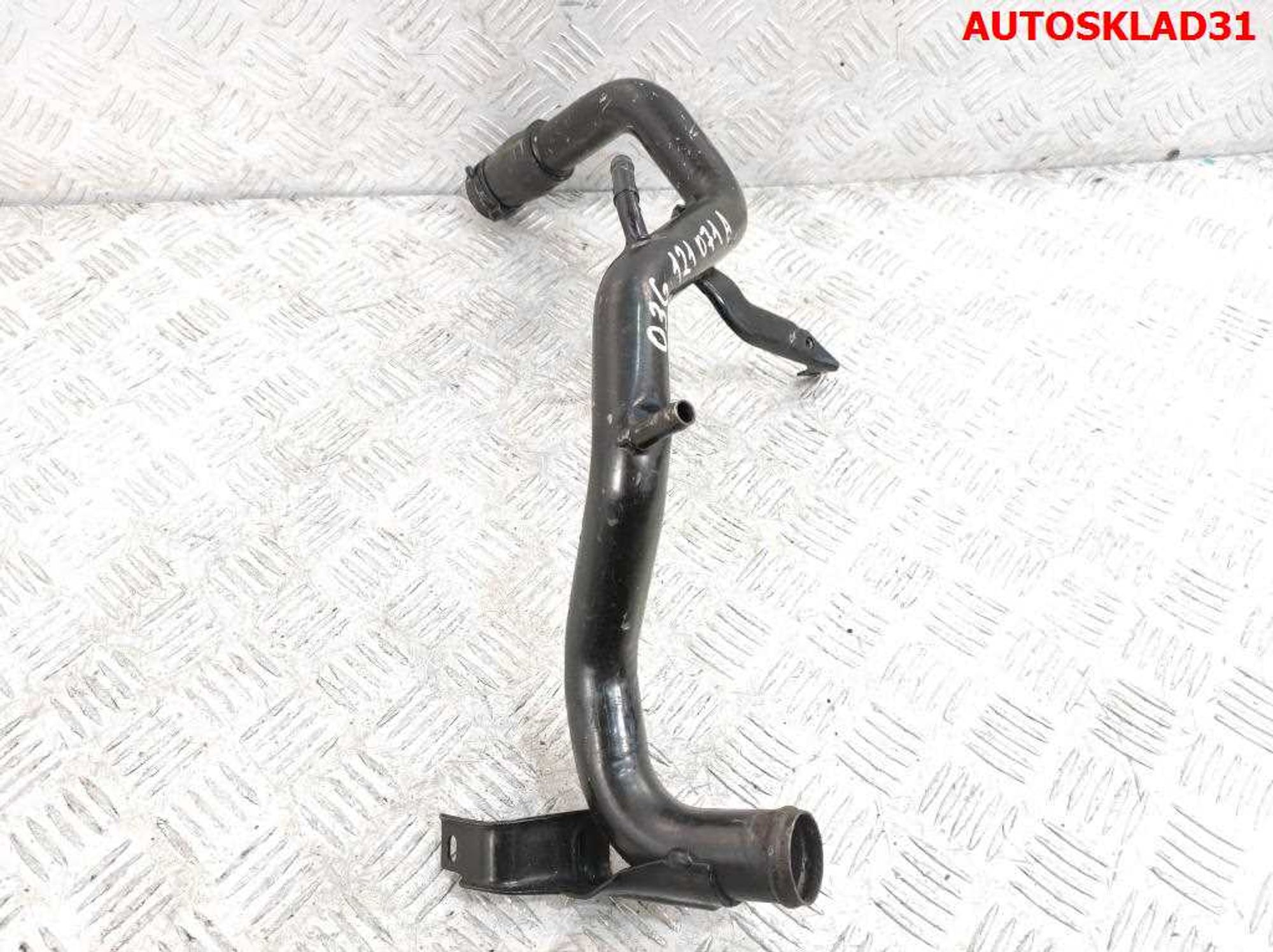 Трубка охлаждающей жидкости Audi A6 C6 2,0 Дизель 03G121071A, 1000 рублей, Дубовое