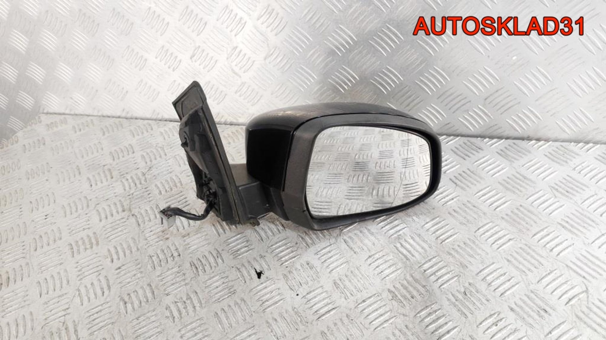 Зеркало правое Ford Focus 2 1728322 Рестайлинг, 6000 рублей, Дубовое