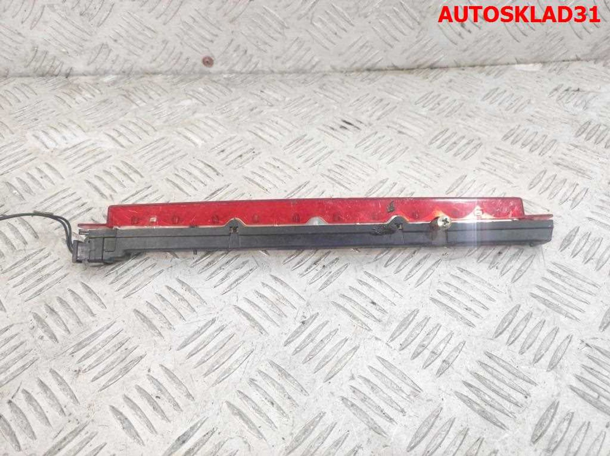 Фонарь задний стоп сигнал Audi A3 8L 8D9945097B, 1000 рублей, Дубовое